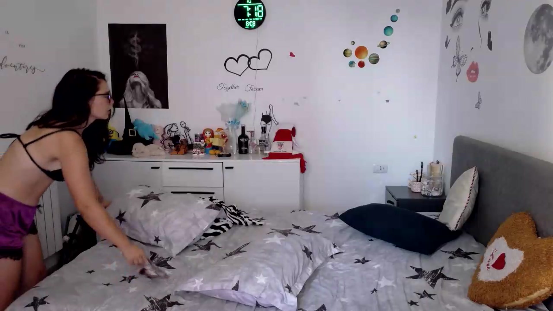 Gallery image thumbnail from YreneA's myfreecams stream on, 08/08/2026, 04:30 image 11 of 20