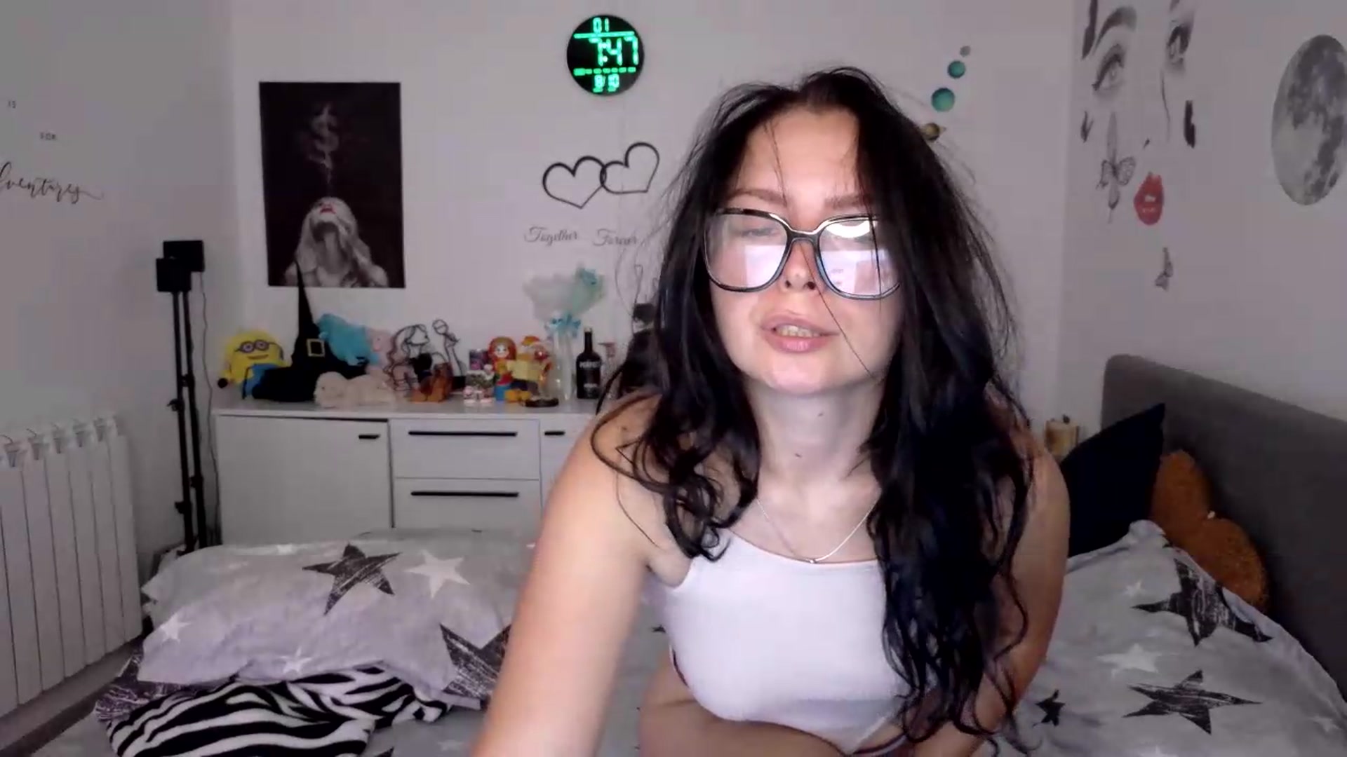 Gallery image thumbnail from YreneA's myfreecams stream on, 08/10/2026, 05:03 image 10 of 20