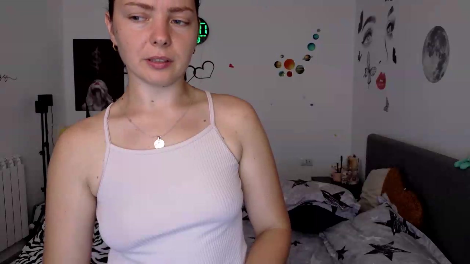 Gallery image thumbnail from YreneA's myfreecams stream on, 08/10/2026, 06:14 image 9 of 20