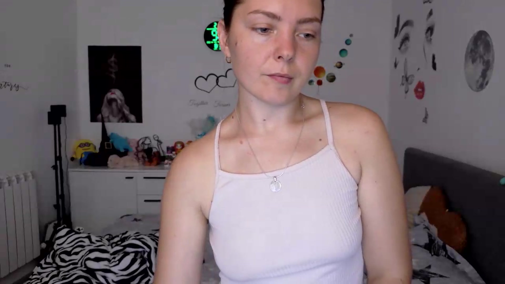 Gallery image thumbnail from YreneA's myfreecams stream on, 08/10/2026, 06:14 image 17 of 20