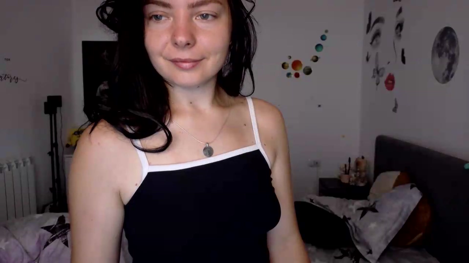 Gallery image thumbnail from YreneA's myfreecams stream on, 08/12/2026, 04:35 image 2 of 20
