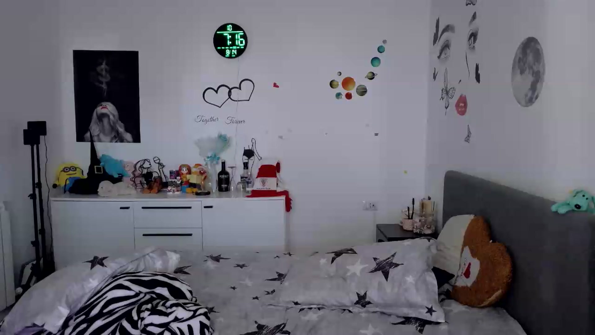 Gallery image thumbnail from YreneA's myfreecams stream on, 08/14/2026, 04:30 image 10 of 20