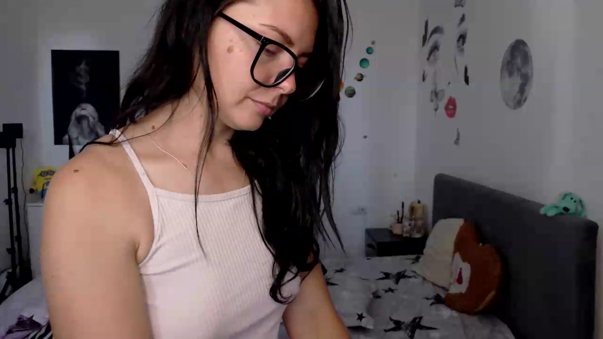 Gallery image thumbnail from YreneA's myfreecams stream on, 08/14/2026, 05:58 image 12 of 20
