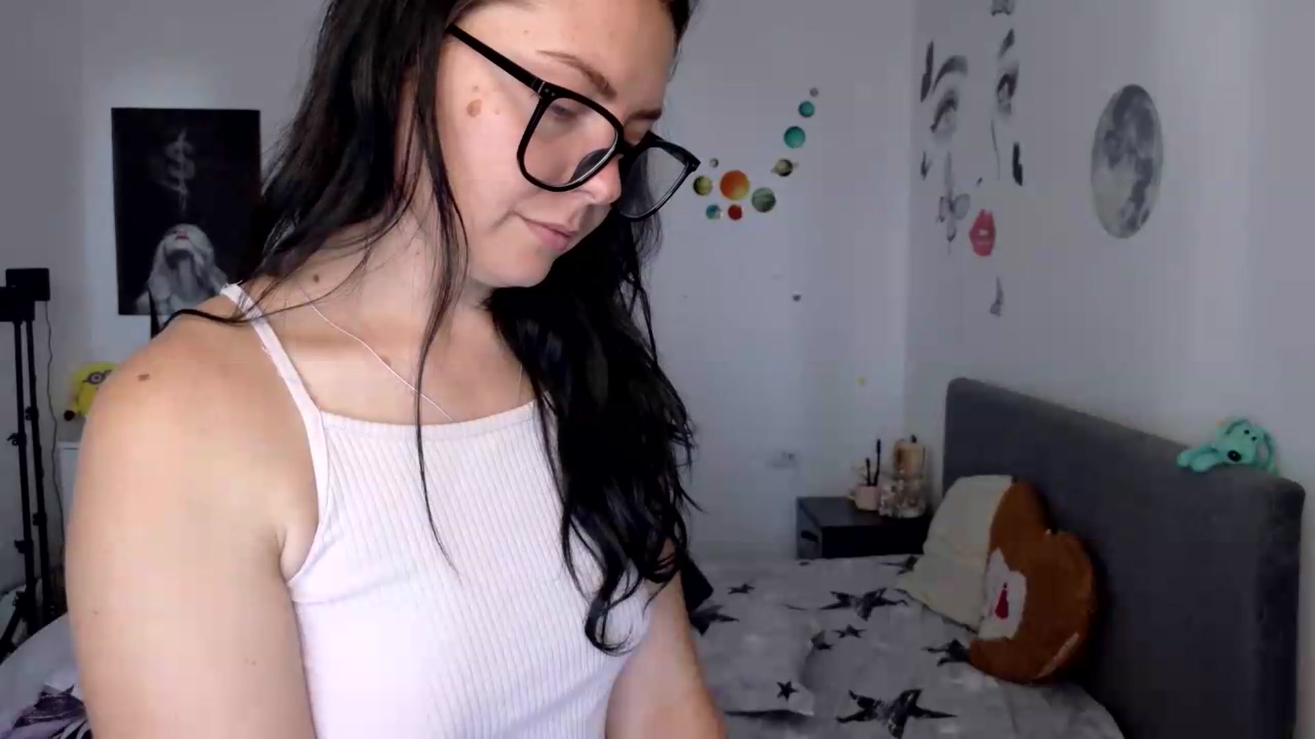 Gallery image thumbnail from YreneA's myfreecams stream on, 08/14/2026, 05:58 image 13 of 20