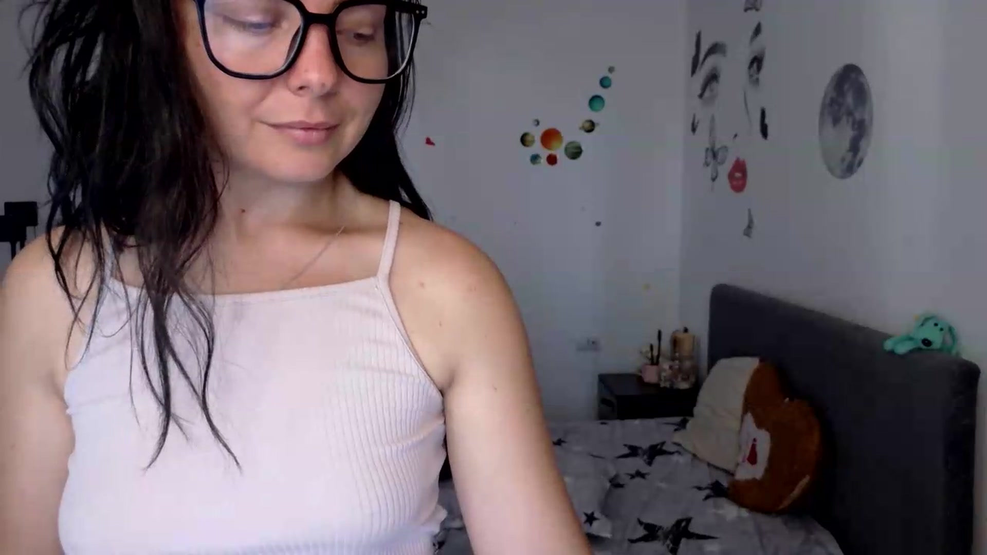 Gallery image thumbnail from YreneA's myfreecams stream on, 08/14/2026, 05:58 image 18 of 20