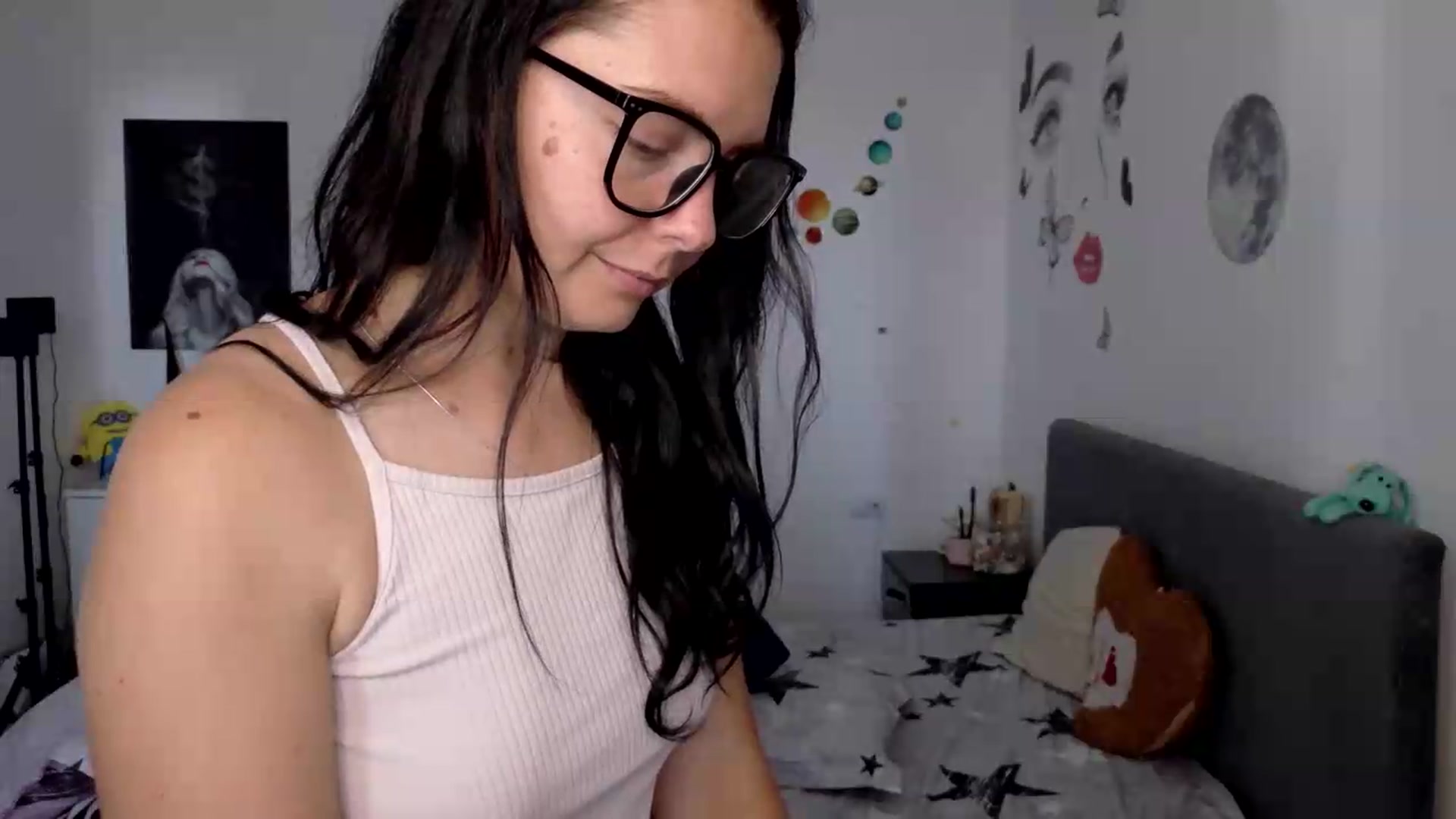 Gallery image thumbnail from YreneA's myfreecams stream on, 08/14/2026, 05:58 image 17 of 20