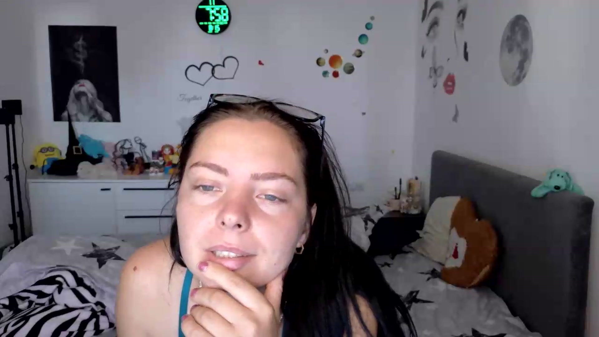 Gallery image thumbnail from YreneA's myfreecams stream on, 08/15/2026, 06:03 image 5 of 20