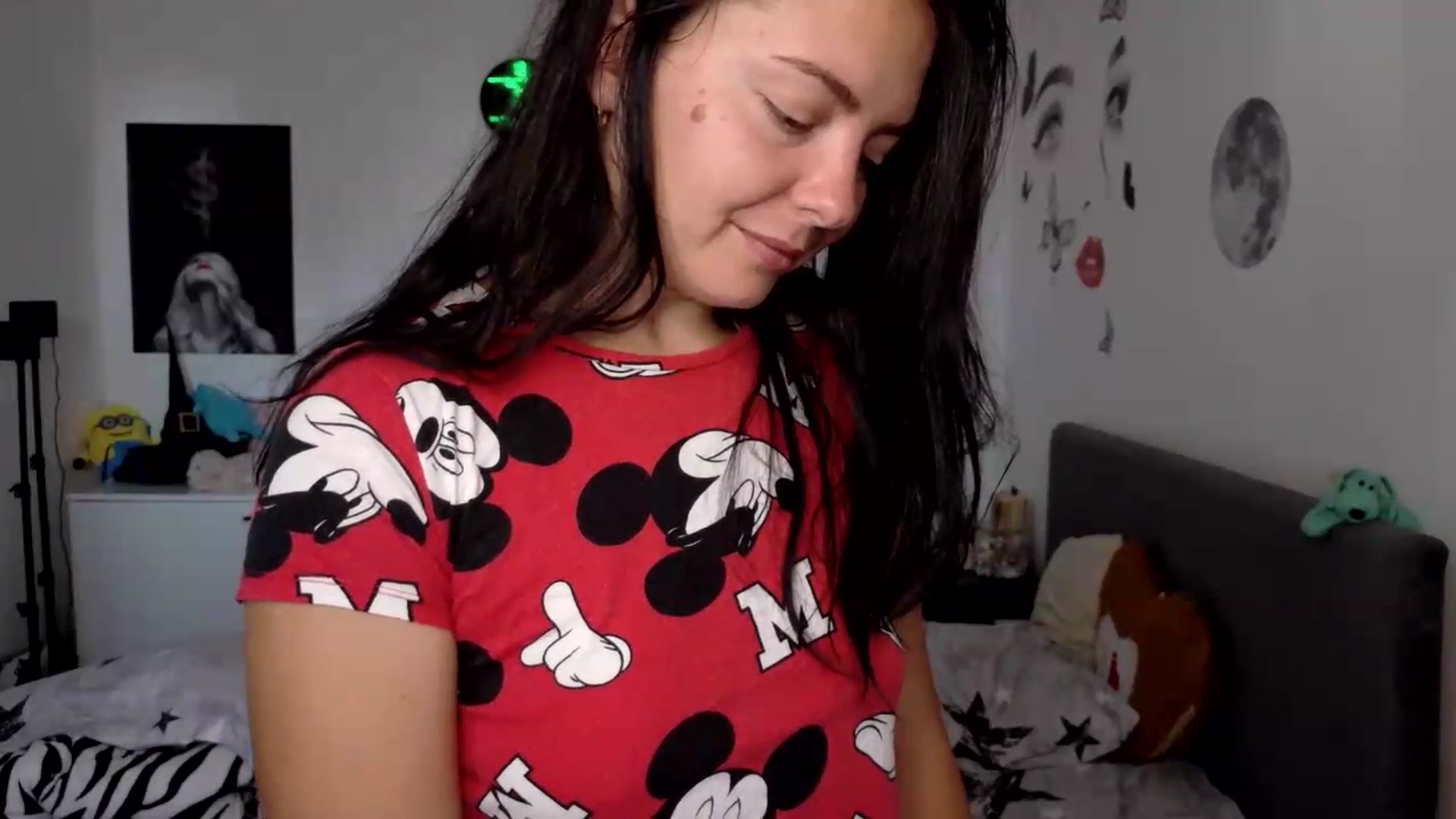 Gallery image thumbnail from YreneA's myfreecams stream on, 08/16/2026, 06:08 image 8 of 20