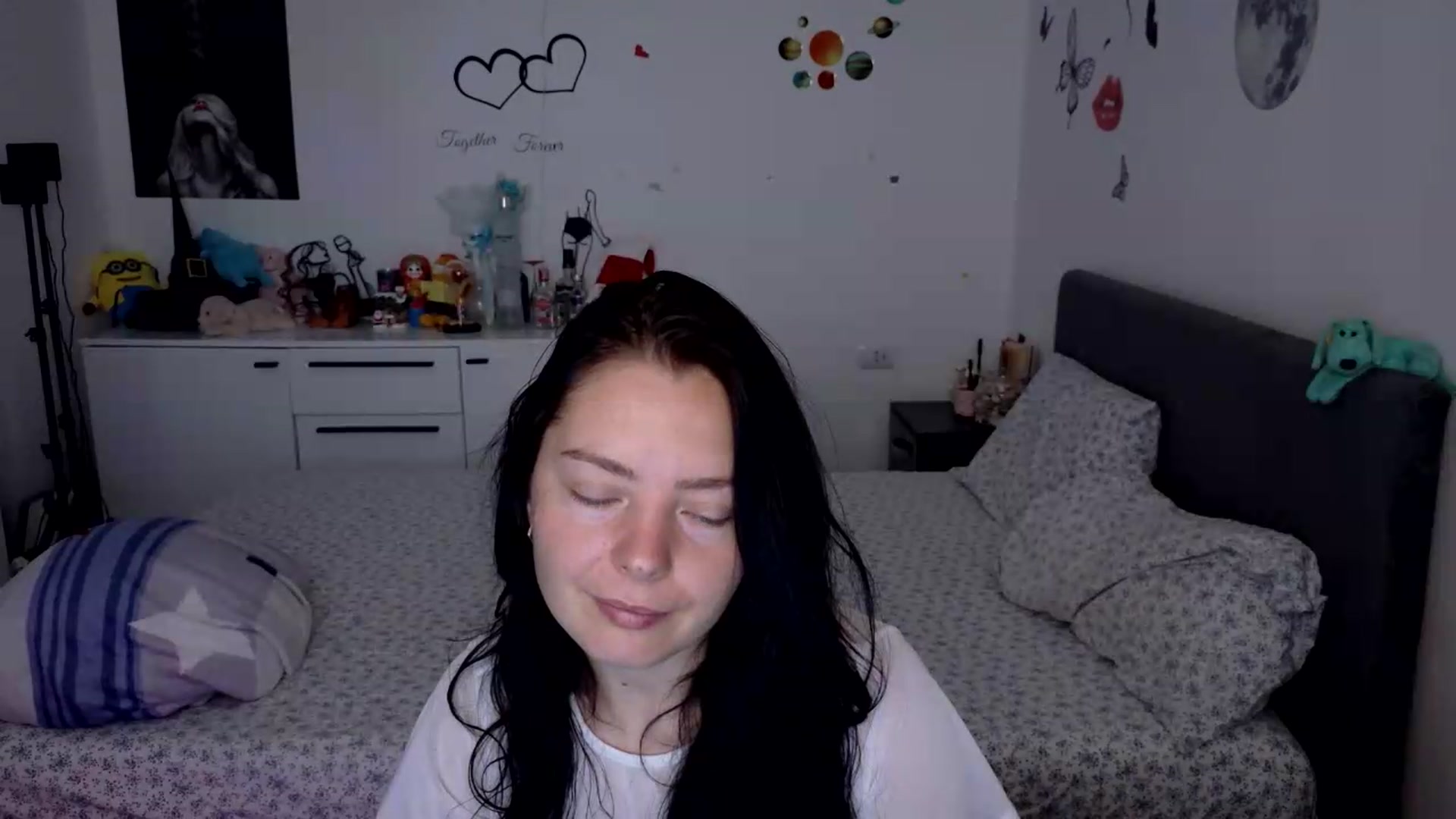 Gallery image thumbnail from YreneA's myfreecams stream on, 08/17/2026, 06:04 image 19 of 20