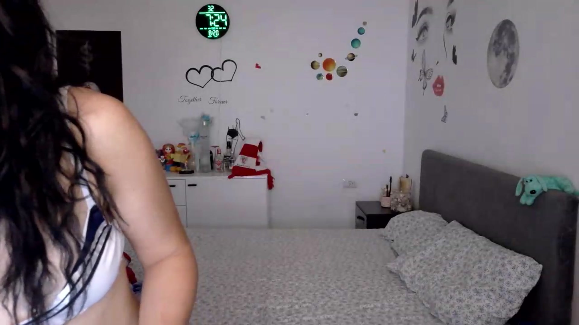 Gallery image thumbnail from YreneA's myfreecams stream on, 08/20/2026, 05:42 image 3 of 20