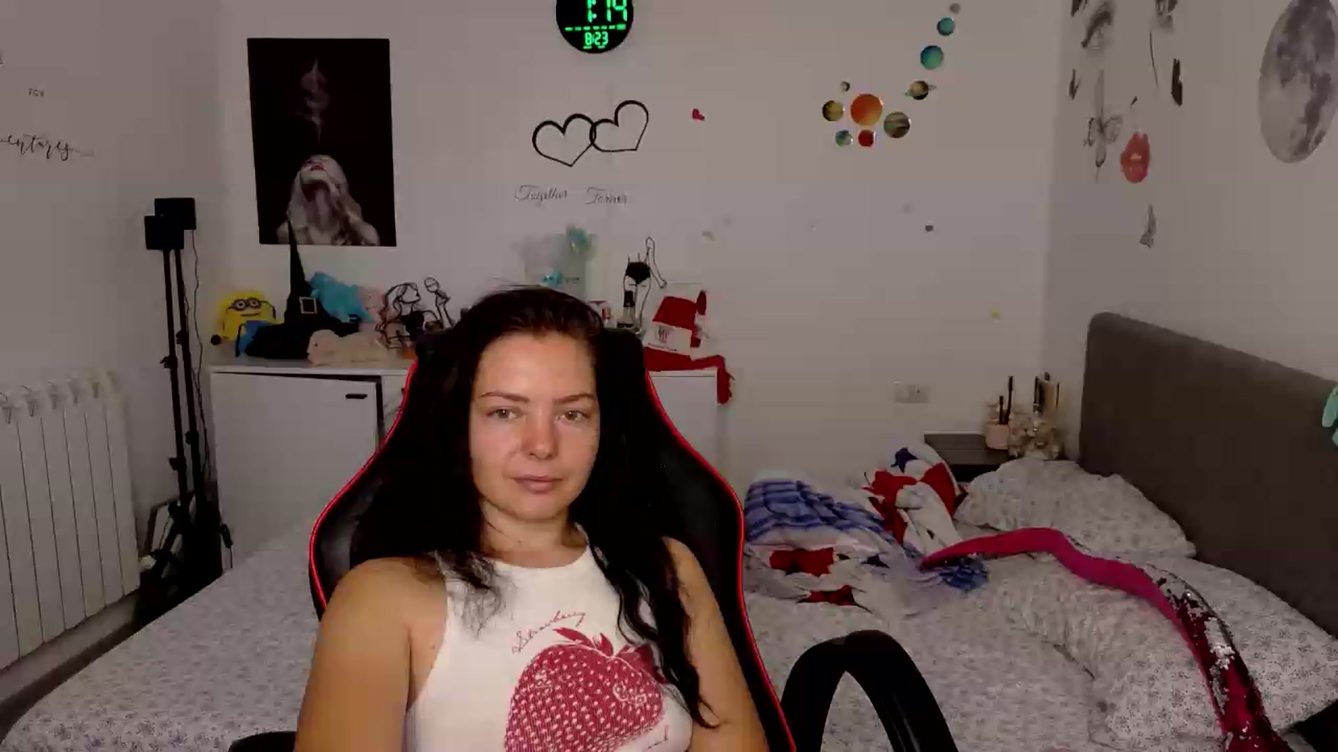 Gallery image thumbnail from YreneA's myfreecams stream on, 08/23/2026, 06:02 image 1 of 20