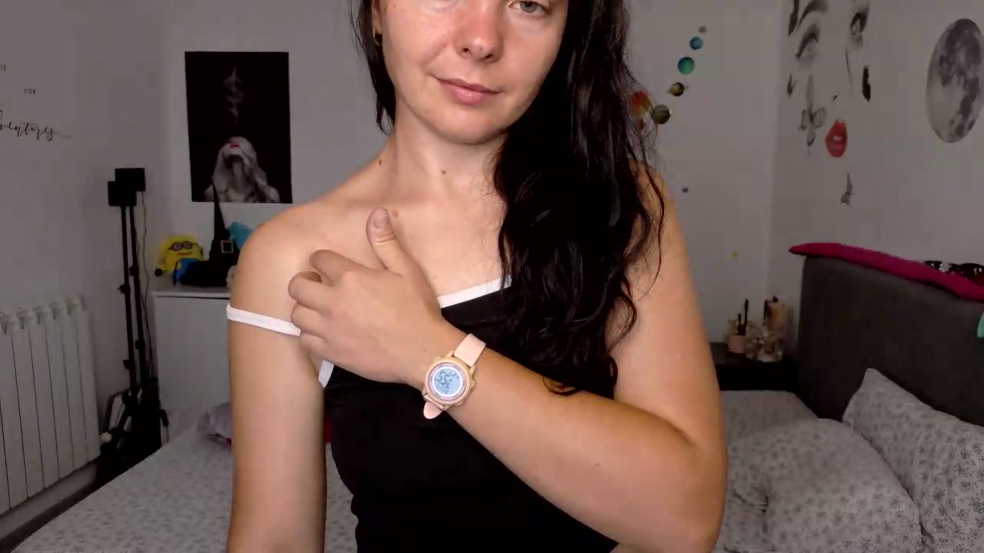 Gallery image thumbnail from YreneA's myfreecams stream on, 08/24/2026, 04:58 image 19 of 20
