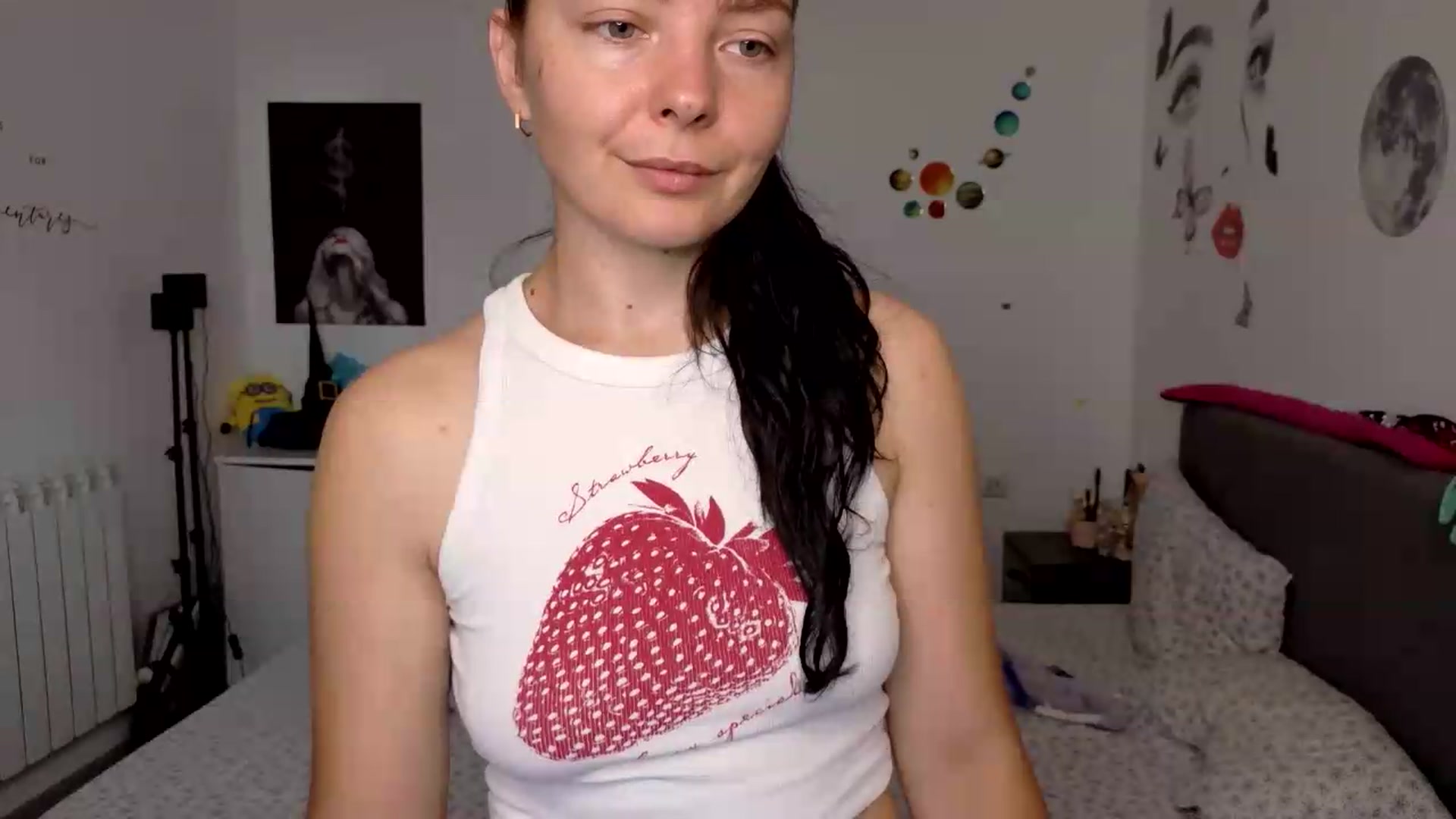 Gallery image thumbnail from YreneA's myfreecams stream on, 08/28/2026, 05:27 image 19 of 20
