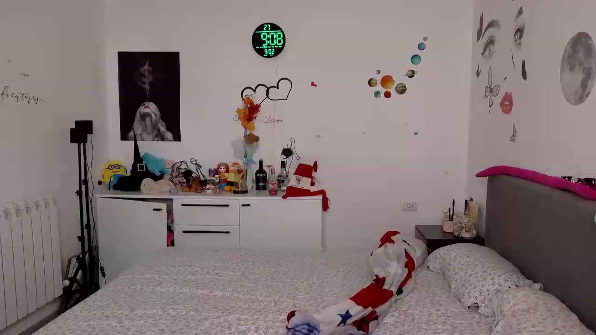 Gallery image thumbnail from YreneA's myfreecams stream on, 09/02/2026, 06:22 image 7 of 20