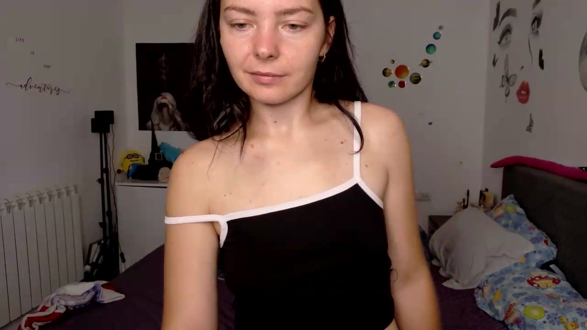 Gallery image thumbnail from YreneA's myfreecams stream on, 09/03/2026, 04:32 image 17 of 20