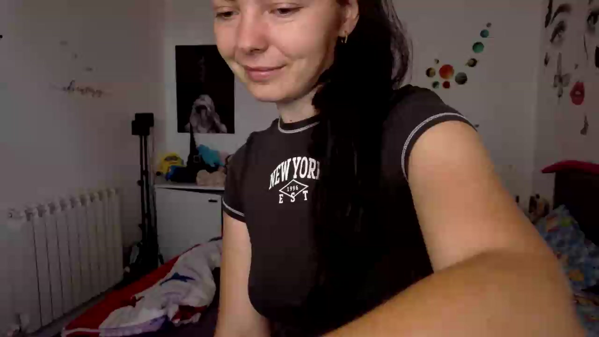 Gallery image thumbnail from YreneA's myfreecams stream on, 09/05/2026, 05:29 image 1 of 20