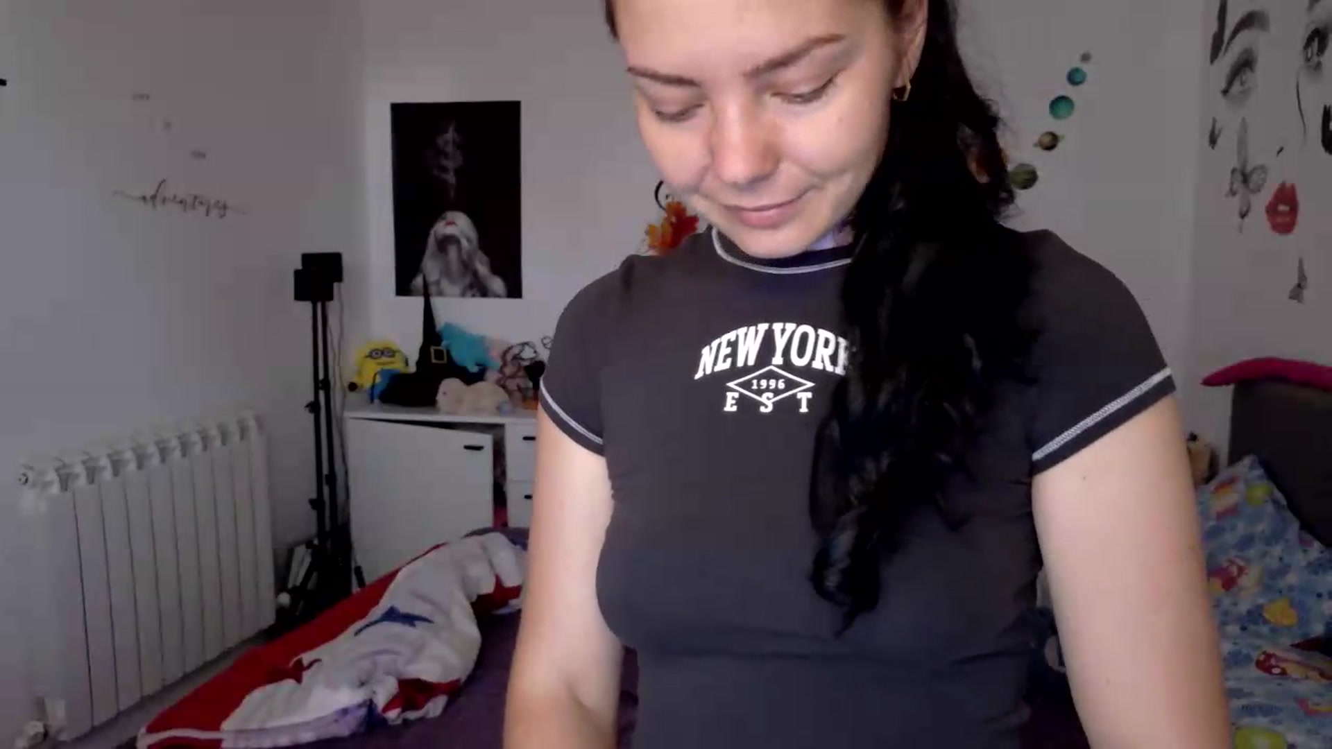 Gallery image thumbnail from YreneA's myfreecams stream on, 09/05/2026, 05:29 image 6 of 20