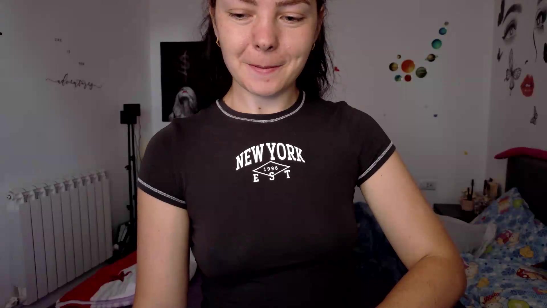 Gallery image thumbnail from YreneA's myfreecams stream on, 09/05/2026, 05:29 image 8 of 20
