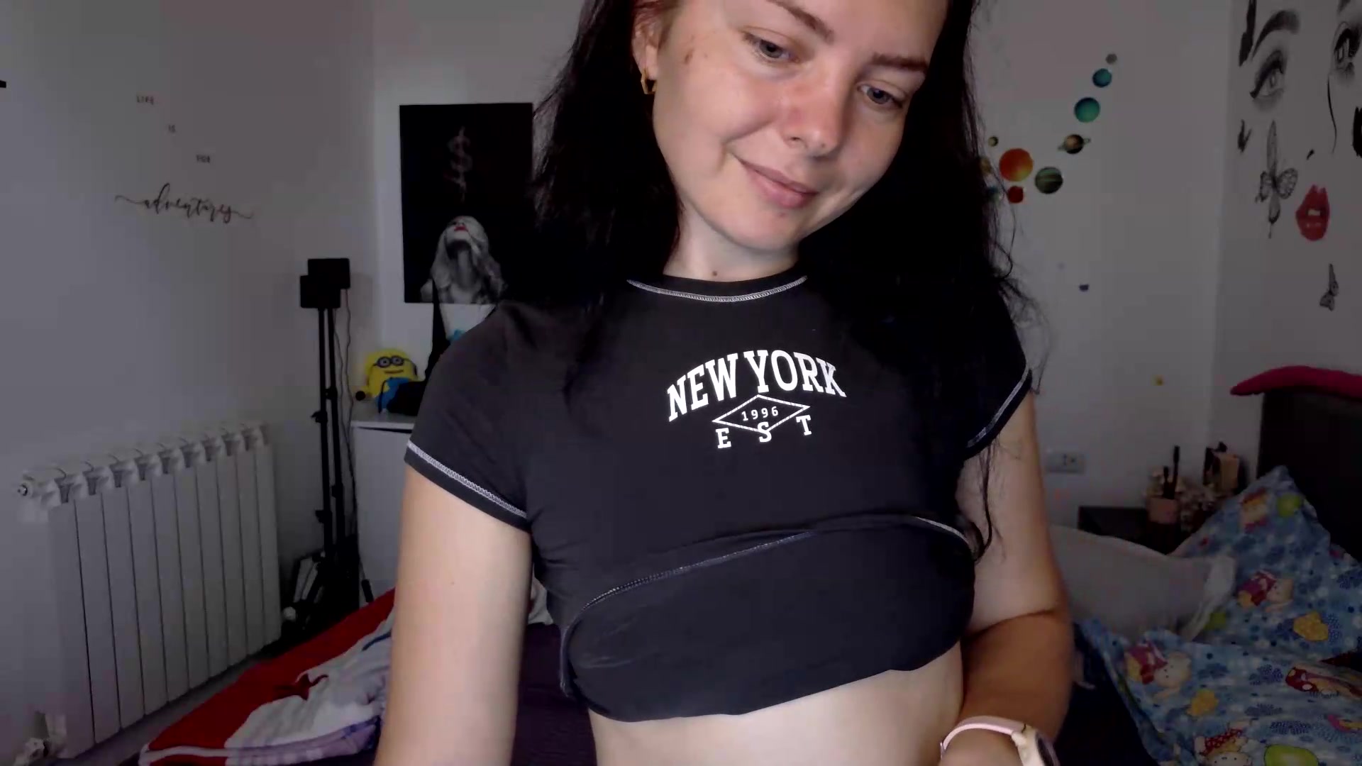 Gallery image thumbnail from YreneA's myfreecams stream on, 09/05/2026, 05:29 image 15 of 20