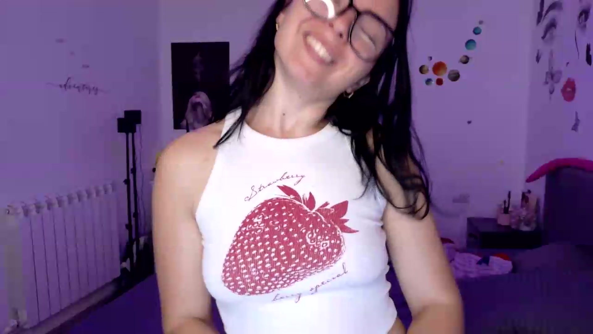 Gallery image thumbnail from YreneA's myfreecams stream on, 09/16/2026, 06:16 image 3 of 20