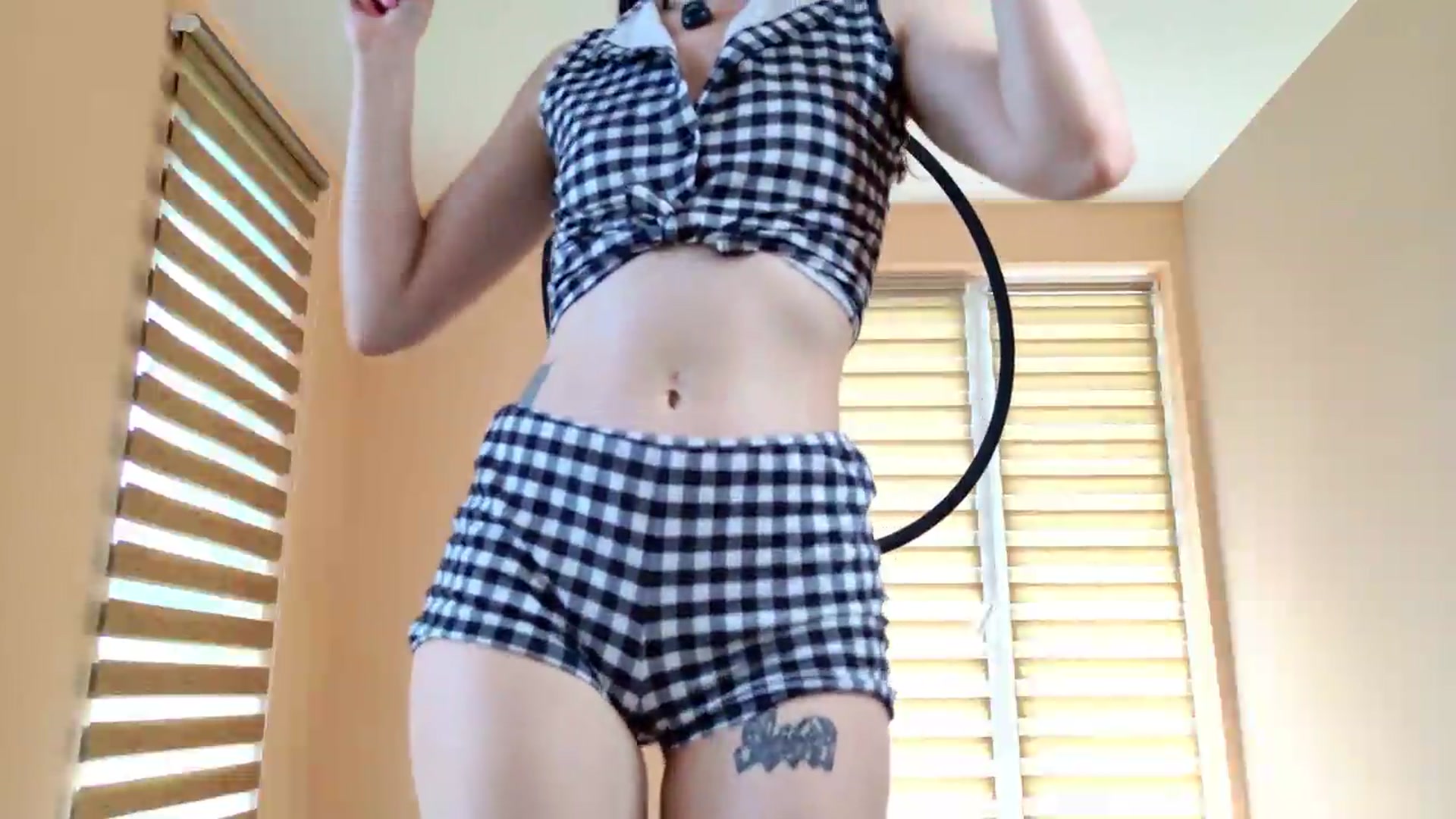 Gallery image thumbnail from YrsaDupont's myfreecams stream on, 06/05/2026, 08:25 image 7 of 20