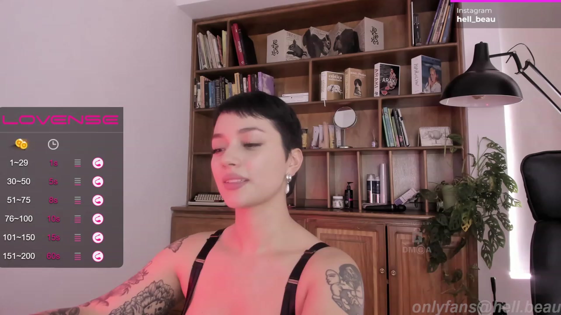 Gallery image thumbnail from Ysabeau's myfreecams stream on, 11/29/2022, 17:25 image 14 of 20