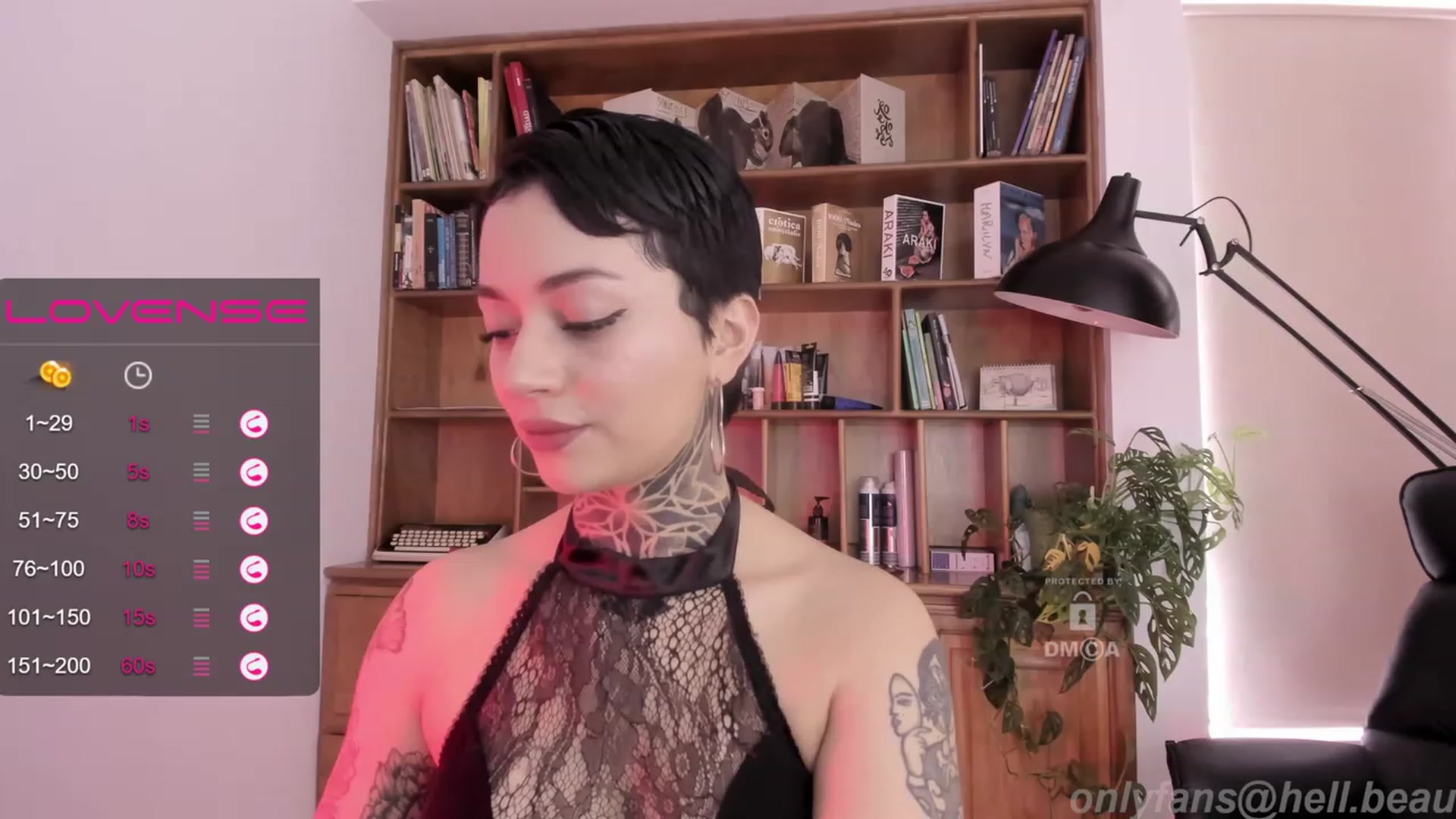 Gallery image thumbnail from Ysabeau's myfreecams stream on, 12/10/2022, 18:51 image 3 of 20