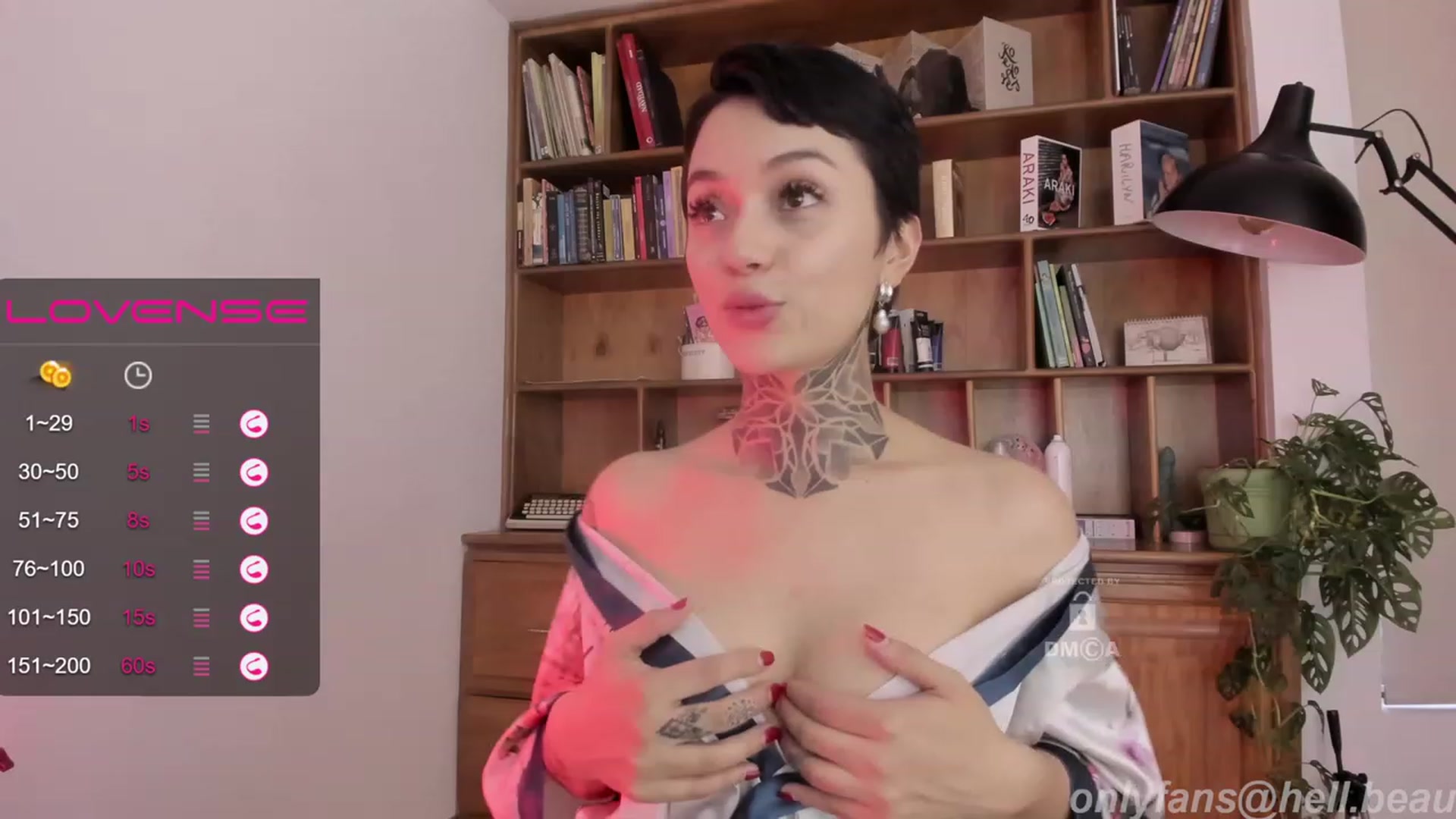 Gallery image thumbnail from Ysabeau's myfreecams stream on, 12/21/2022, 23:05 image 17 of 20
