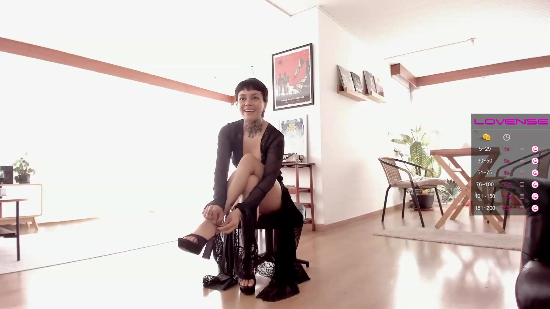 Gallery image thumbnail from Ysabeau's myfreecams stream on, 03/04/2023, 17:34 image 9 of 20