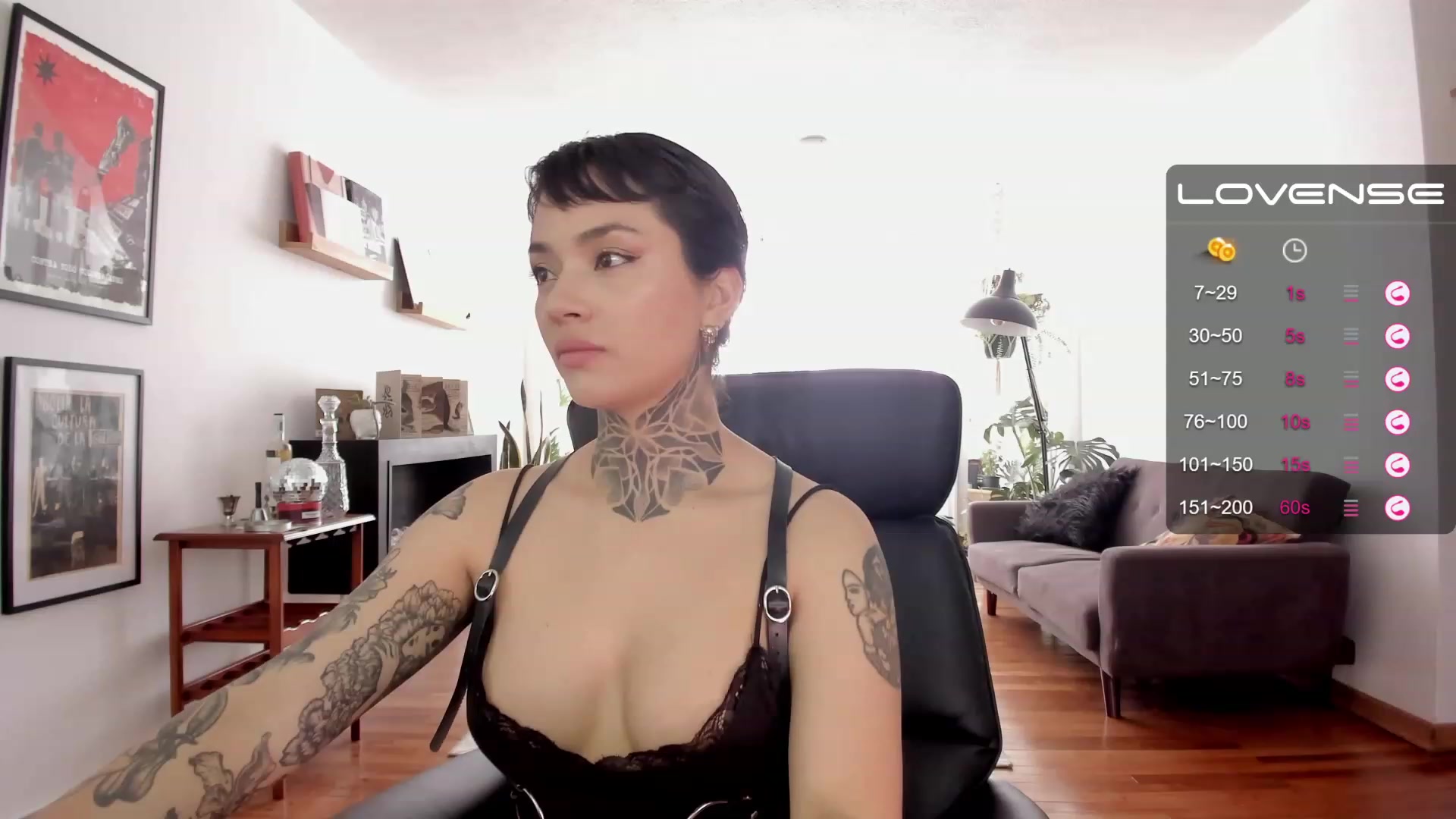Gallery image thumbnail from Ysabeau's myfreecams stream on, 05/14/2023, 16:43 image 7 of 20