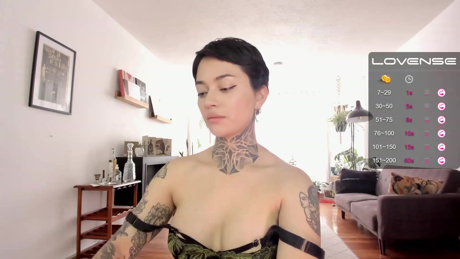 Gallery image thumbnail from Ysabeau's myfreecams stream on, 05/19/2023, 16:42 image 6 of 20