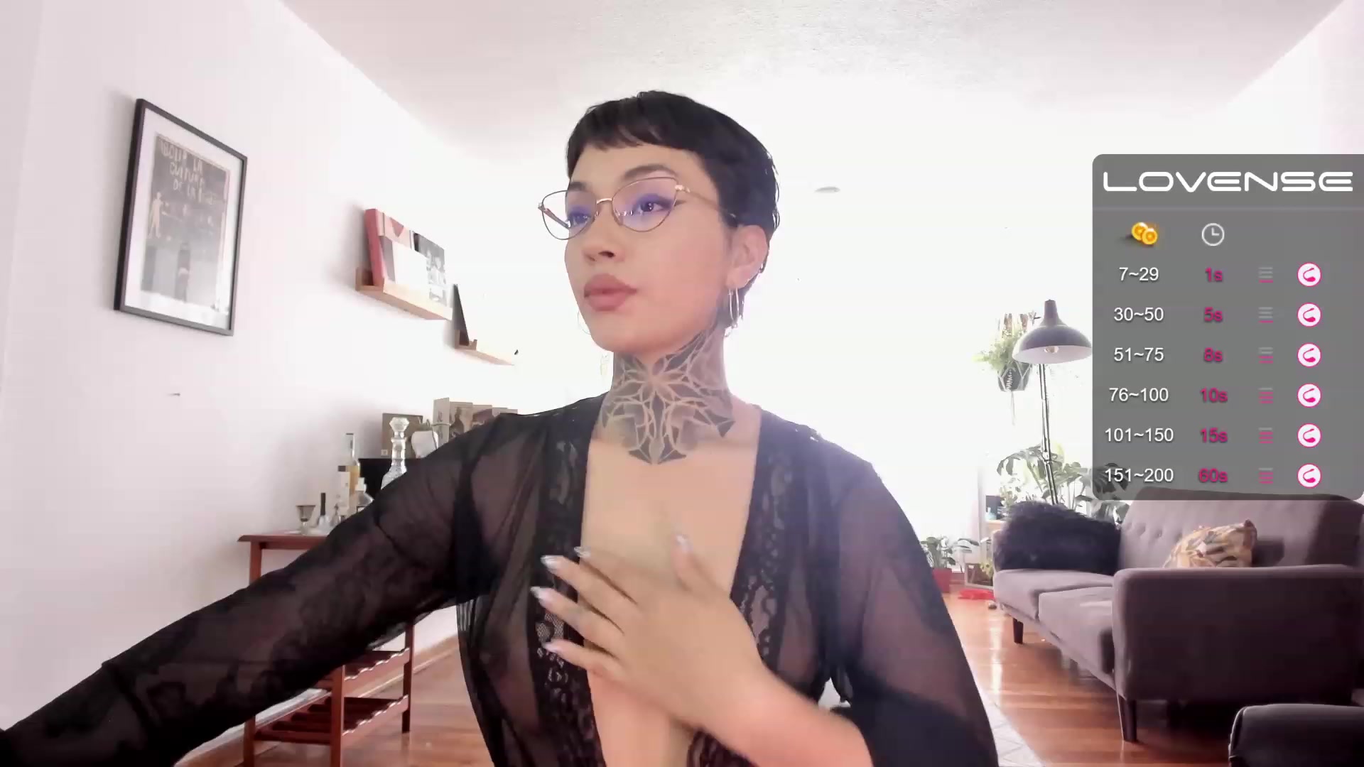 Gallery image thumbnail from Ysabeau's myfreecams stream on, 05/20/2023, 17:11 image 7 of 20
