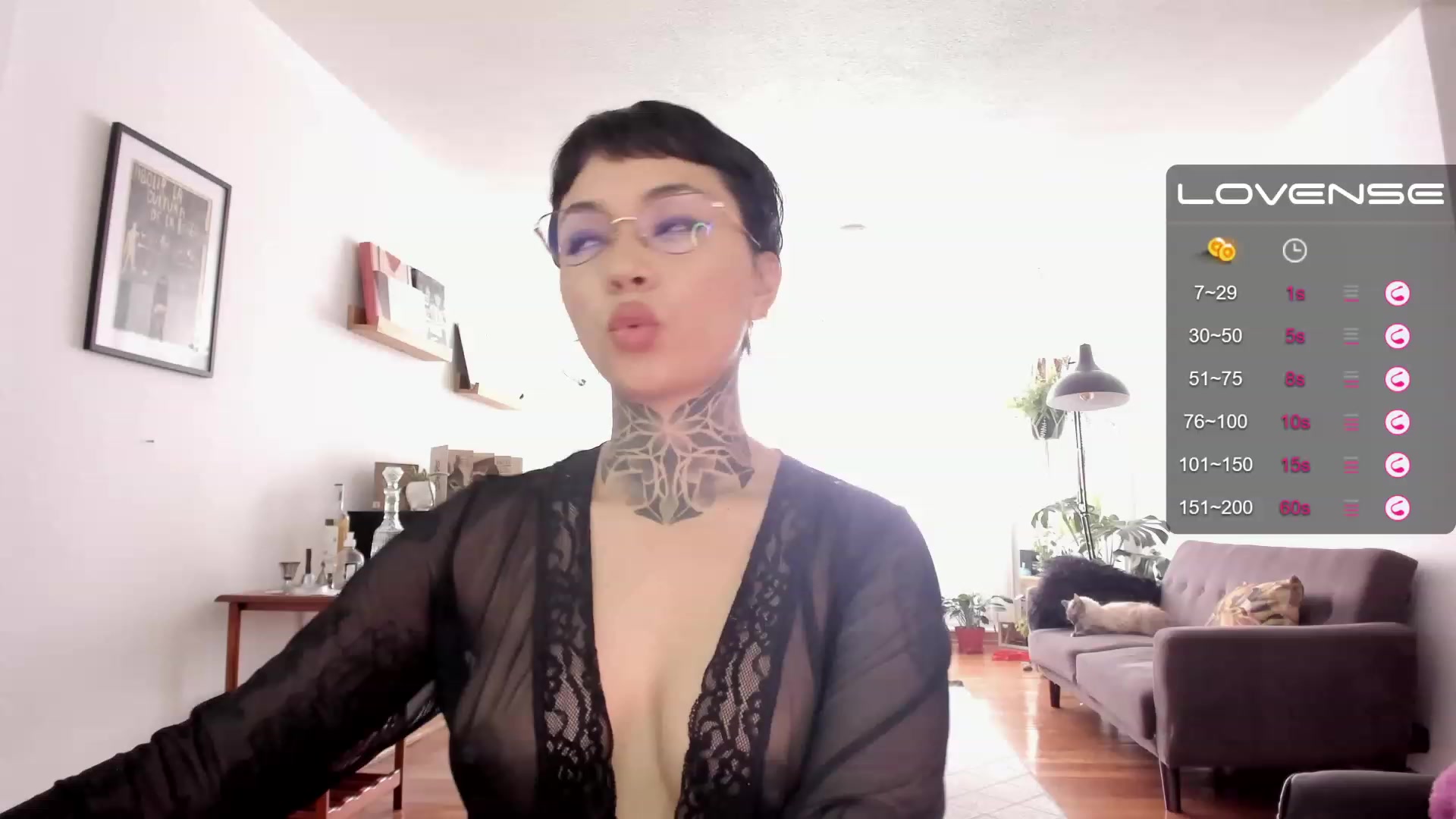 Gallery image thumbnail from Ysabeau's myfreecams stream on, 05/20/2023, 17:11 image 4 of 20