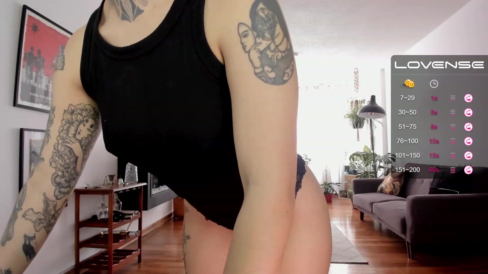 Gallery image thumbnail from Ysabeau's myfreecams stream on, 05/27/2023, 17:39 image 16 of 20