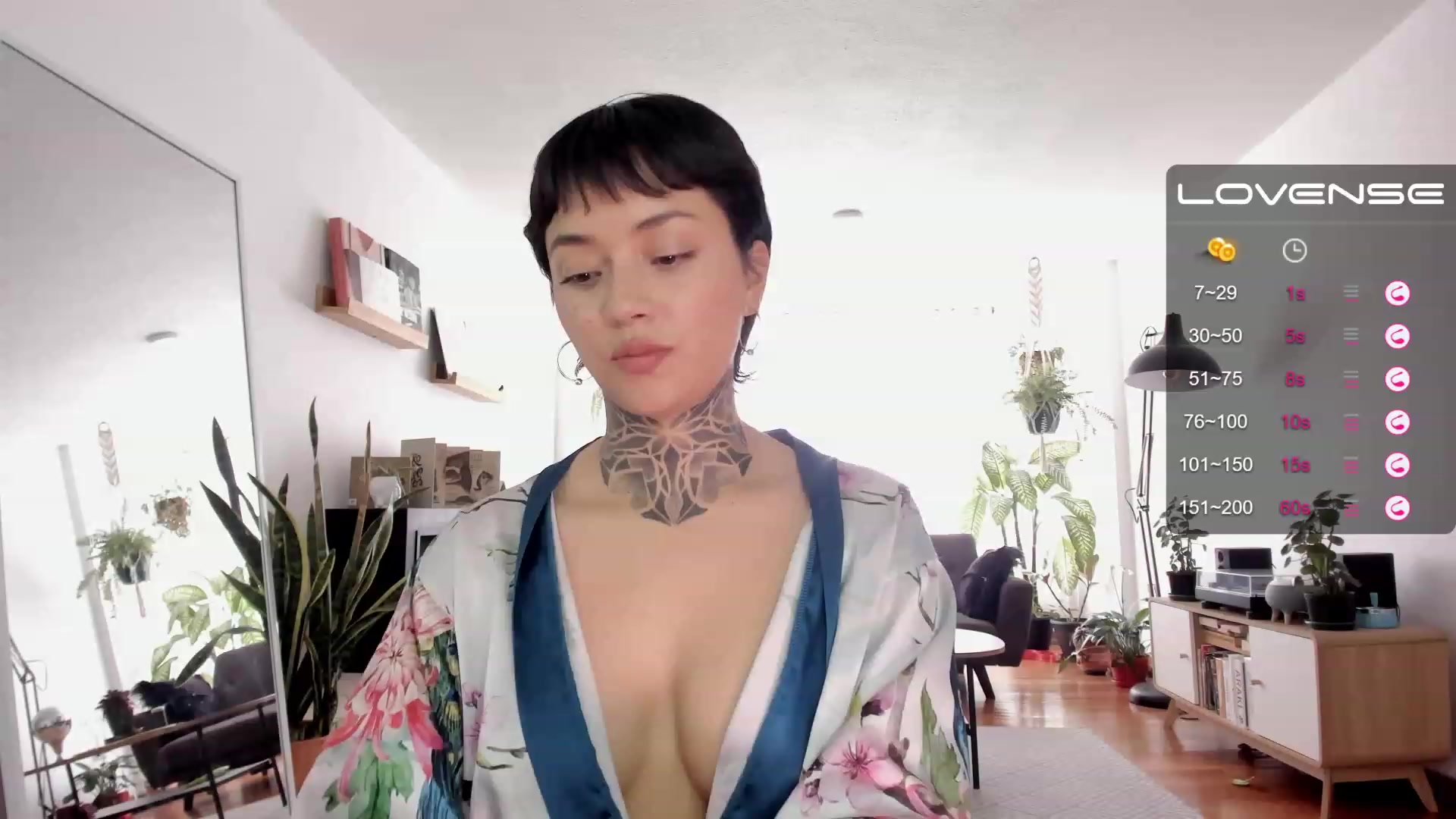 Gallery image thumbnail from Ysabeau's myfreecams stream on, 06/03/2023, 18:04 image 12 of 20