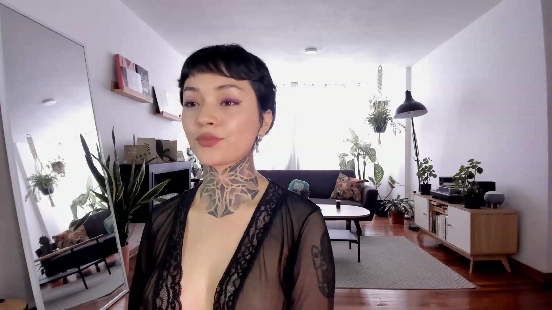 Gallery image thumbnail from Ysabeau's myfreecams stream on, 06/24/2023, 16:34 image 9 of 20