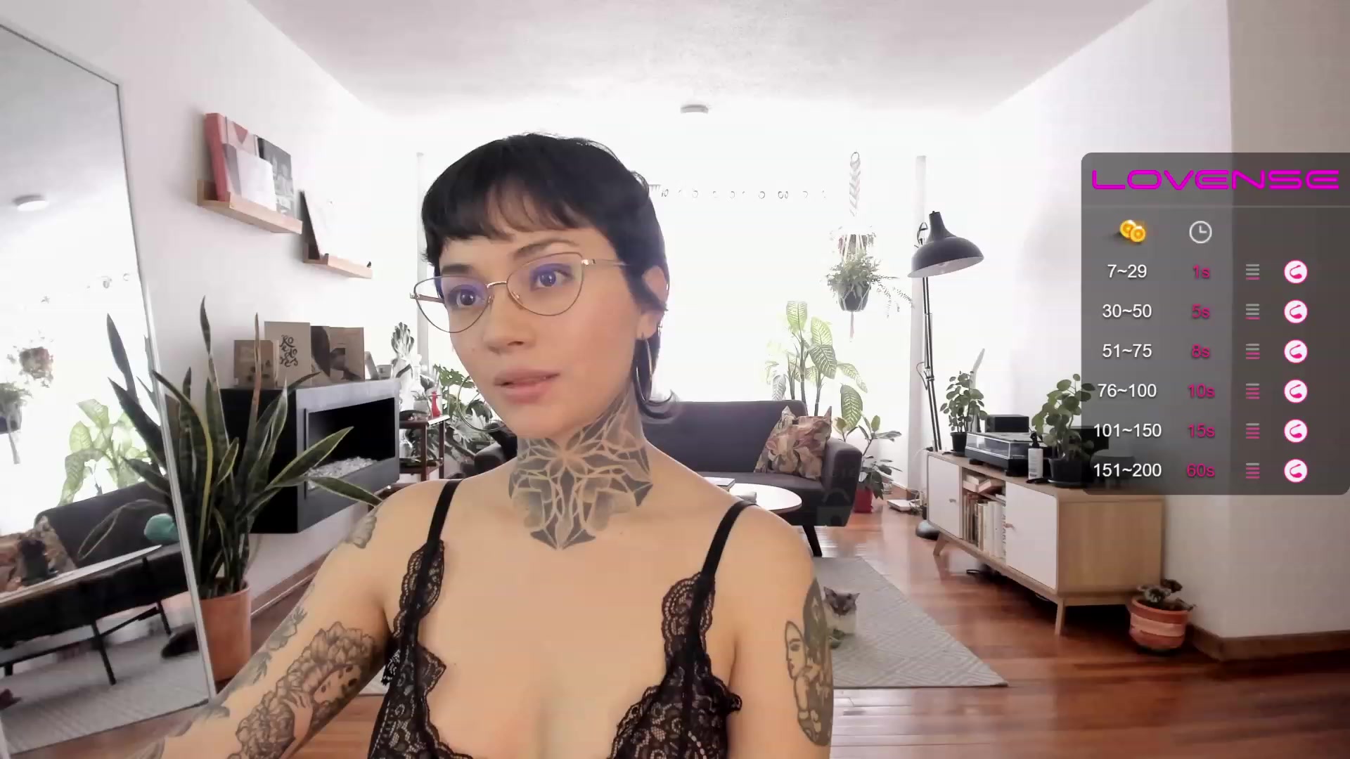 Gallery image thumbnail from Ysabeau's myfreecams stream on, 07/08/2023, 15:50 image 4 of 20