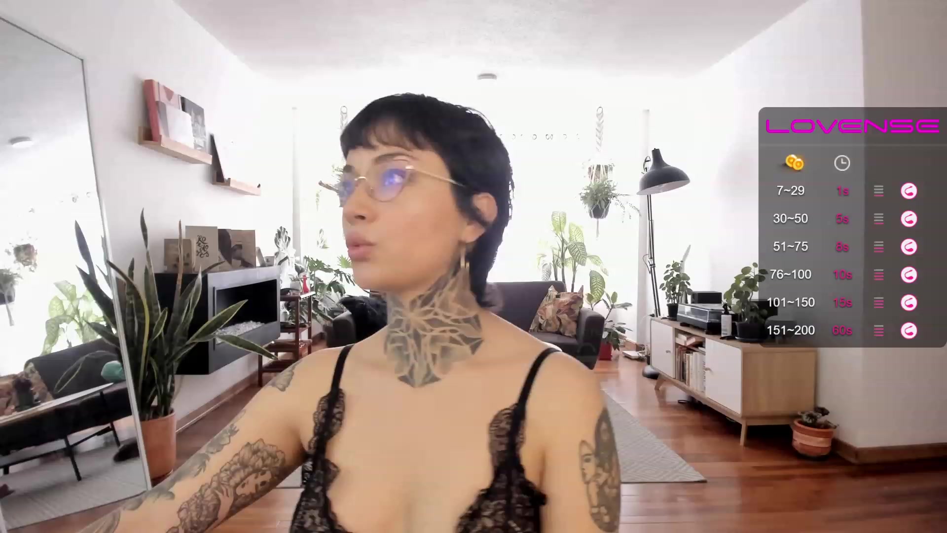 Gallery image thumbnail from Ysabeau's myfreecams stream on, 07/08/2023, 15:50 image 3 of 20