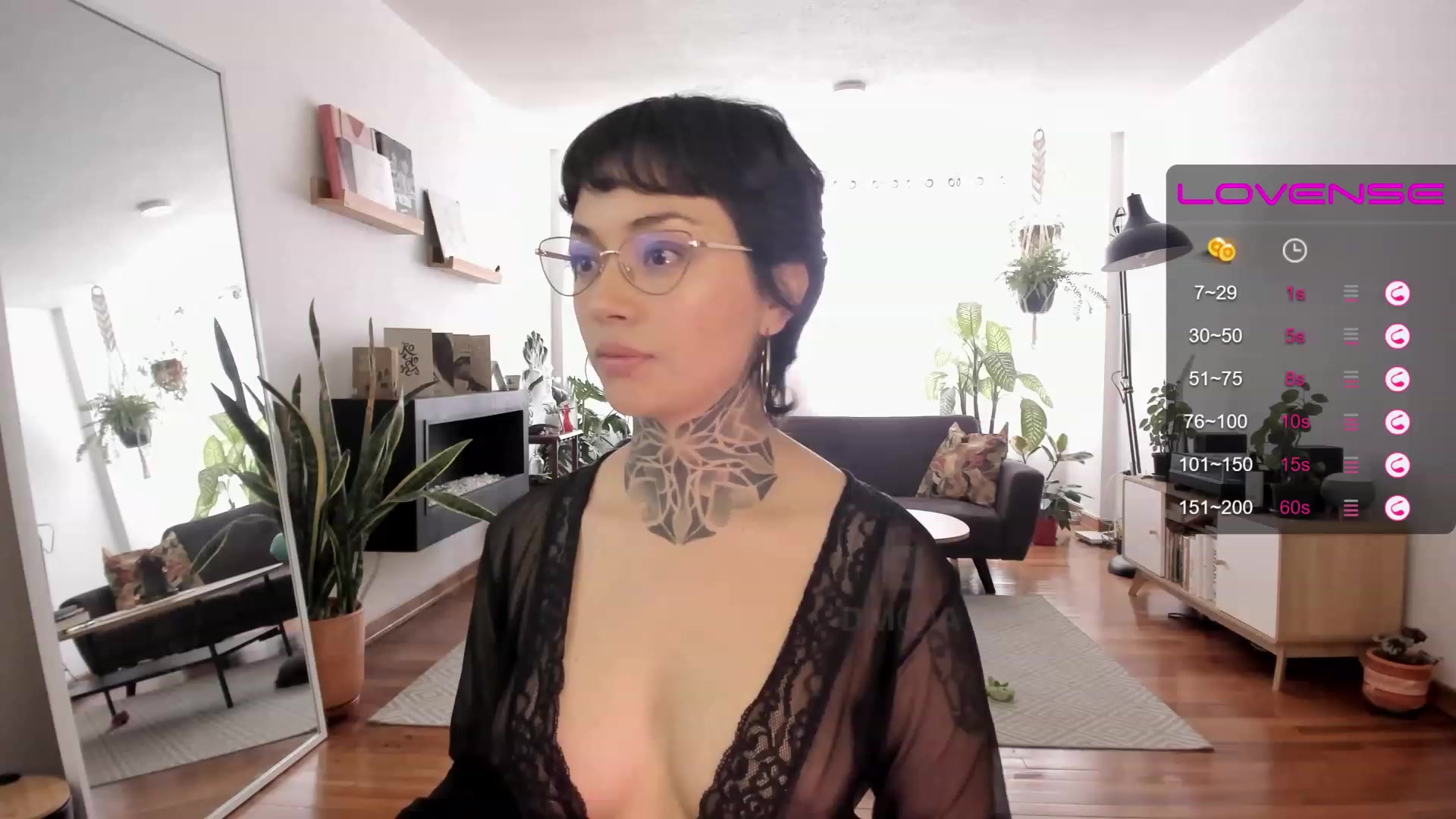 Gallery image thumbnail from Ysabeau's myfreecams stream on, 07/08/2023, 17:26 image 5 of 20