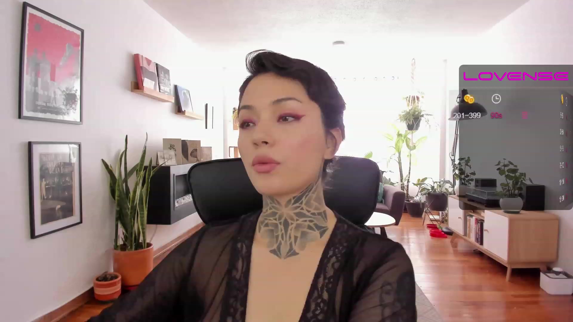 Gallery image thumbnail from Ysabeau's myfreecams stream on, 08/12/2023, 17:02 image 7 of 20