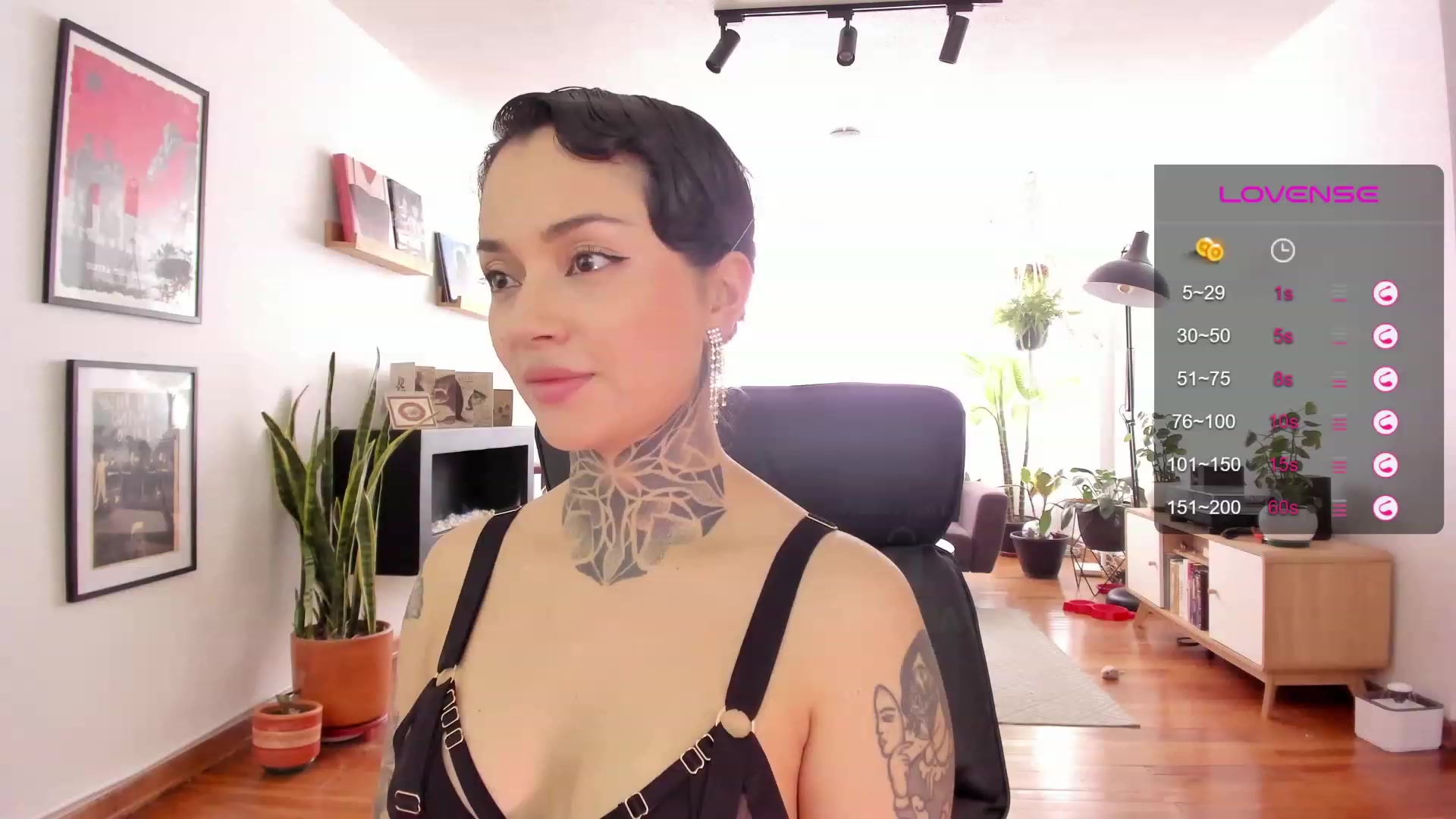 Gallery image thumbnail from Ysabeau's myfreecams stream on, 09/04/2023, 17:31 image 3 of 20