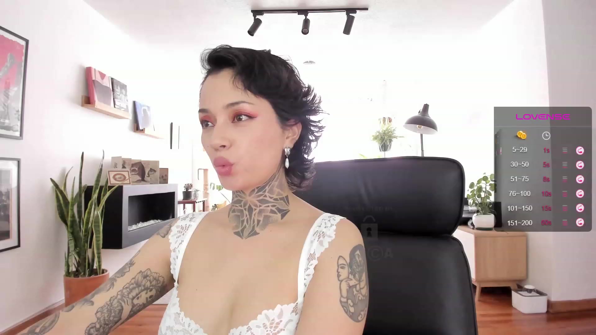Gallery image thumbnail from Ysabeau's myfreecams stream on, 09/09/2023, 17:51 image 20 of 20