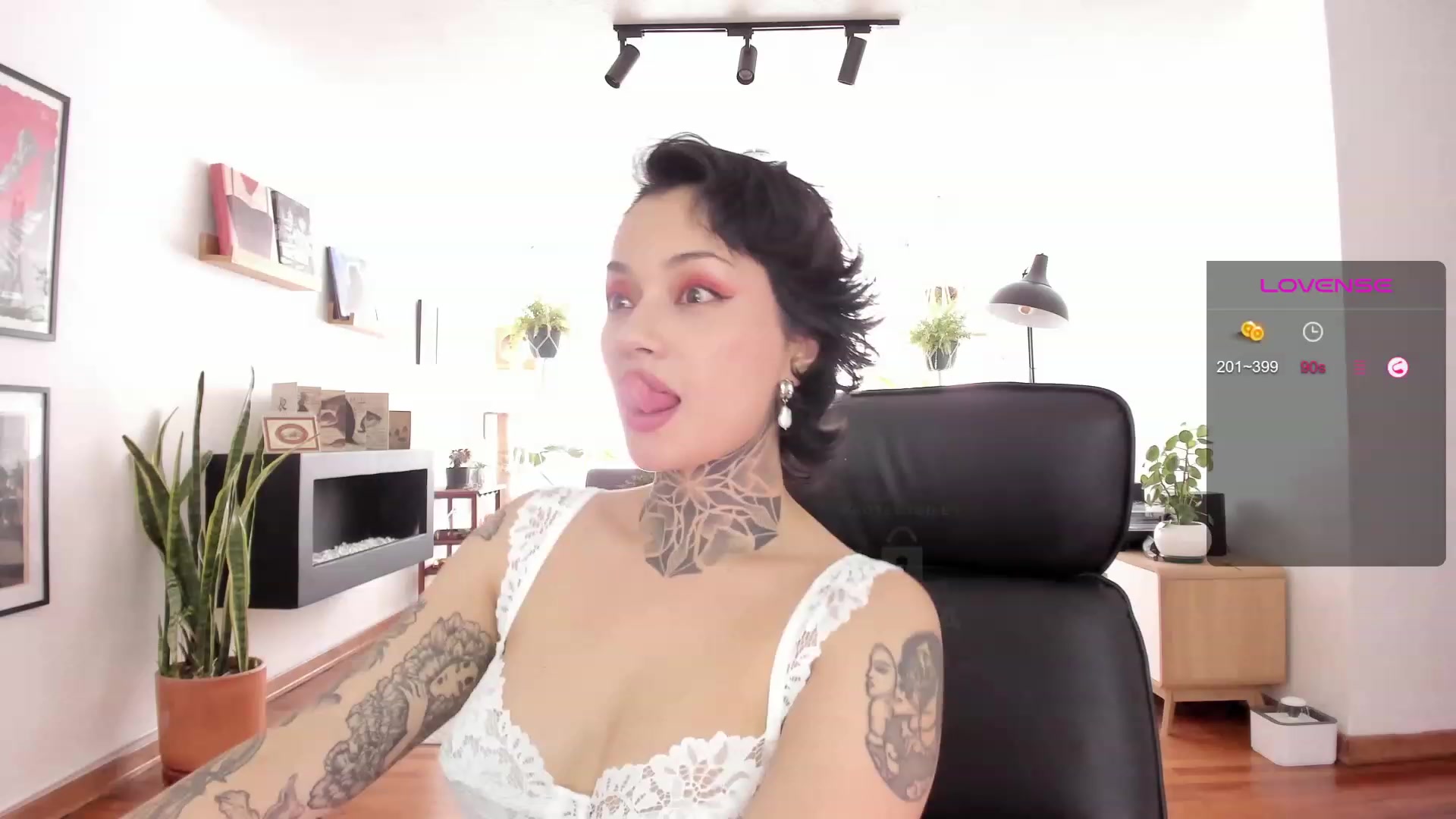 Gallery image thumbnail from Ysabeau's myfreecams stream on, 09/09/2023, 17:51 image 19 of 20