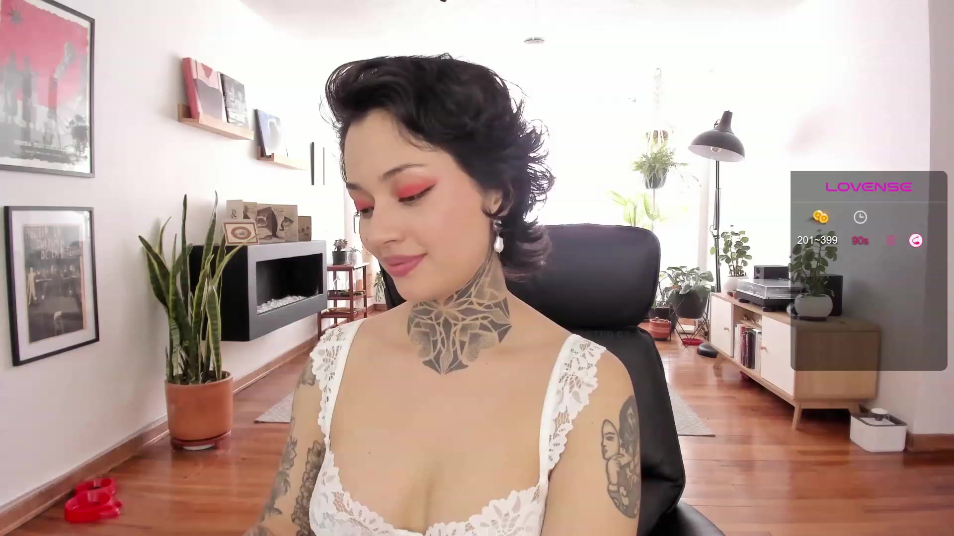 Gallery image thumbnail from Ysabeau's myfreecams stream on, 09/09/2023, 17:51 image 5 of 20