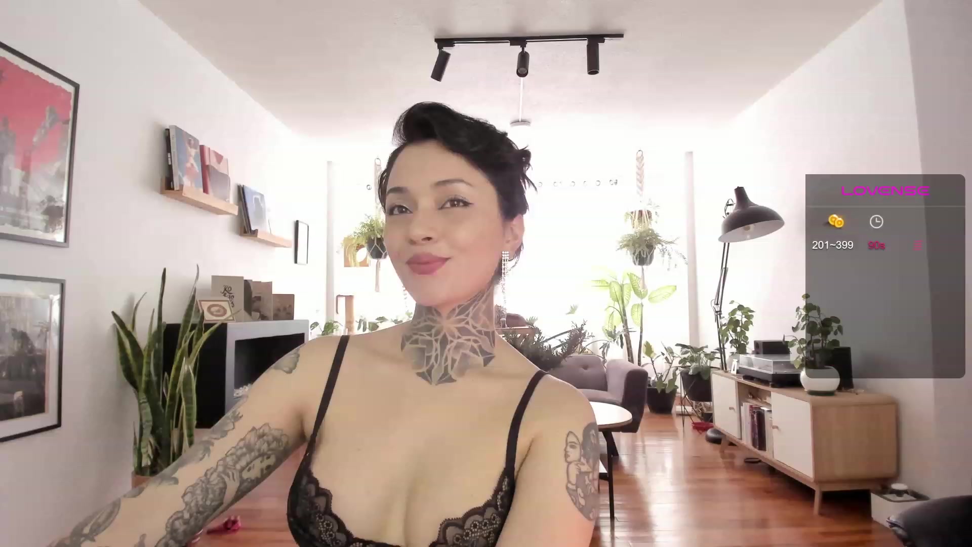 Gallery image thumbnail from Ysabeau's myfreecams stream on, 09/16/2023, 17:04 image 17 of 20