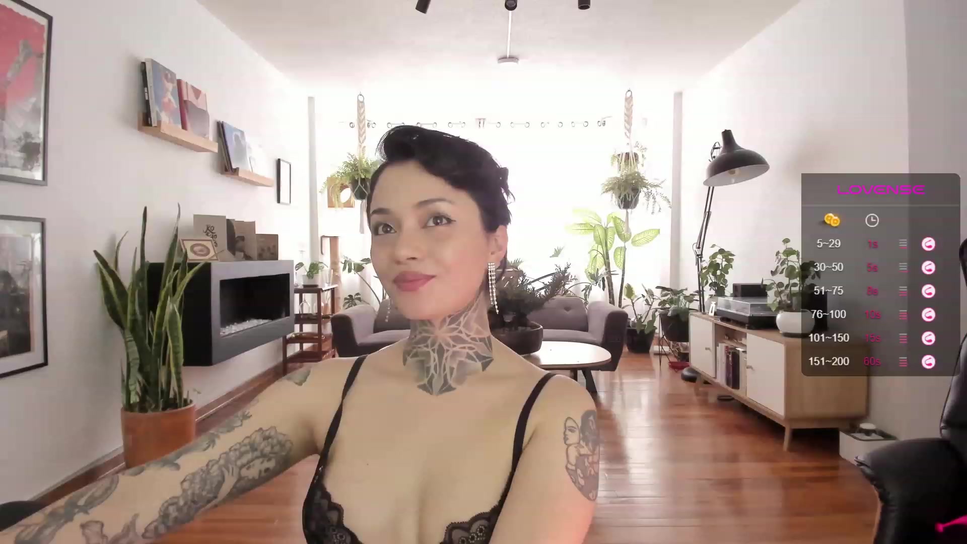 Gallery image thumbnail from Ysabeau's myfreecams stream on, 09/16/2023, 17:04 image 8 of 20