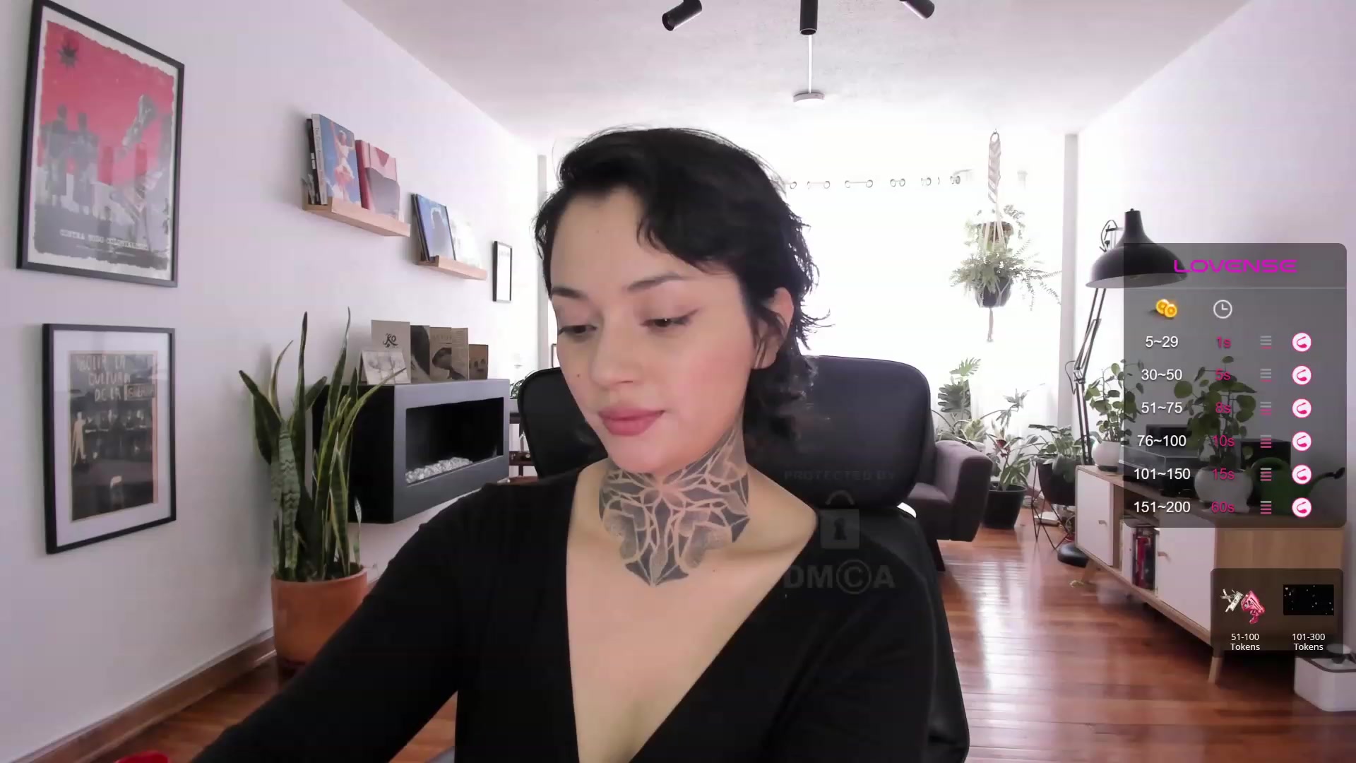 Gallery image thumbnail from Ysabeau's myfreecams stream on, 10/18/2023, 17:55 image 3 of 20
