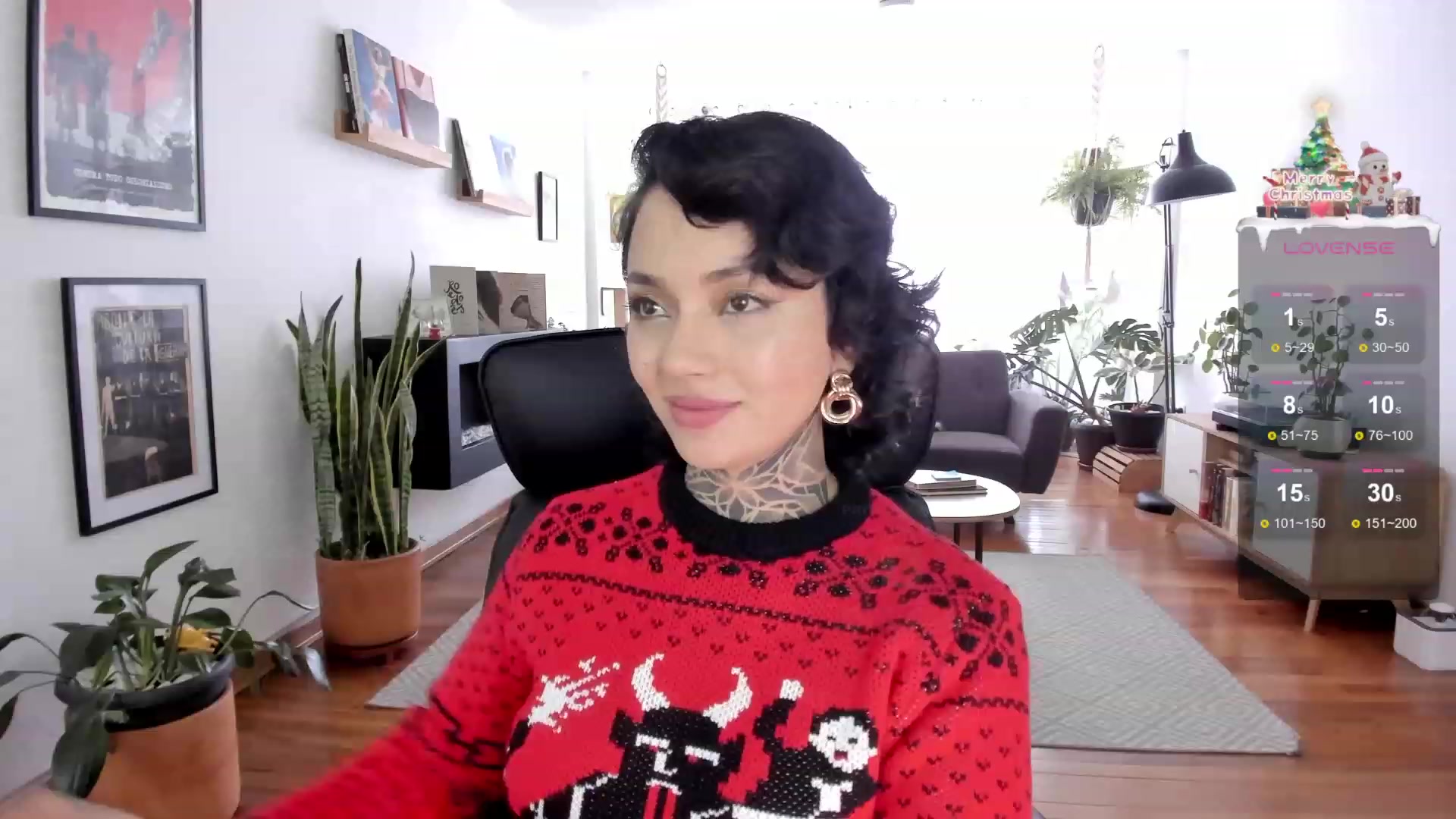 Gallery image thumbnail from Ysabeau's myfreecams stream on, 12/25/2023, 19:17 image 15 of 20