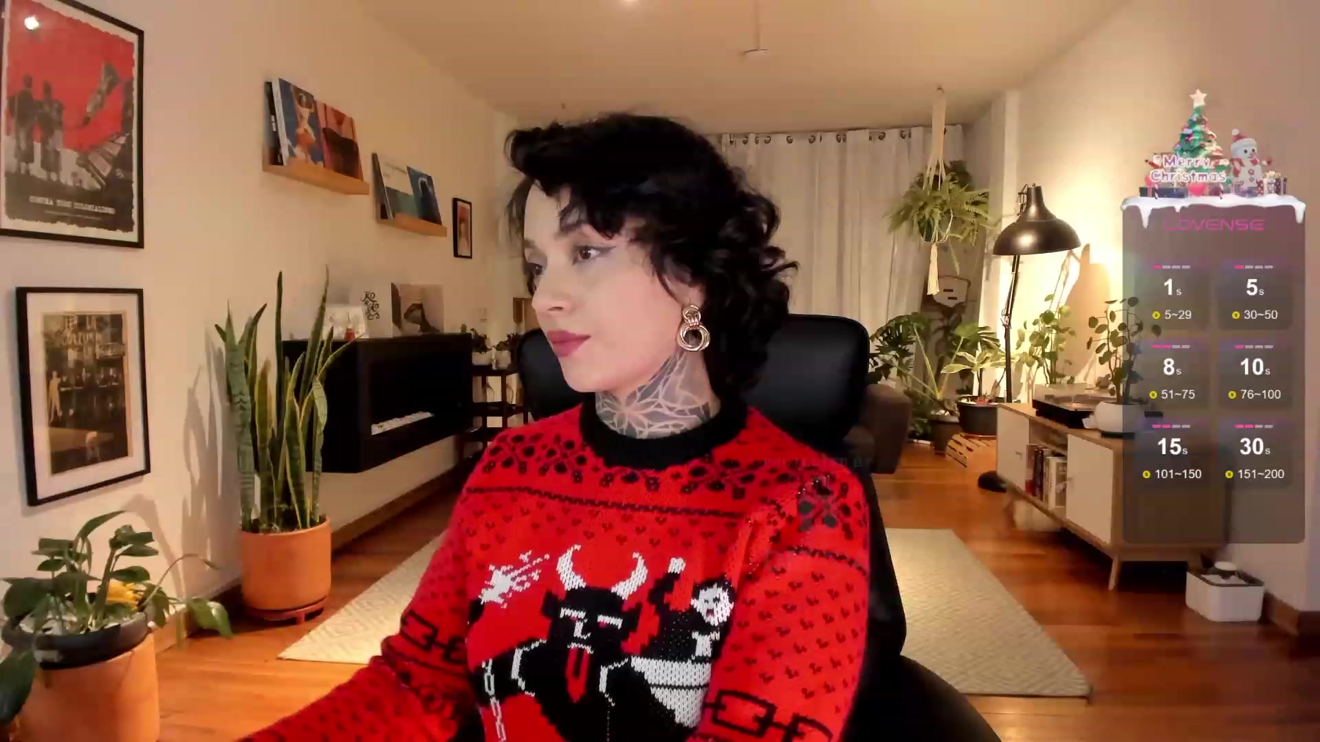 Gallery image thumbnail from Ysabeau's myfreecams stream on, 12/26/2023, 24:57 image 12 of 20