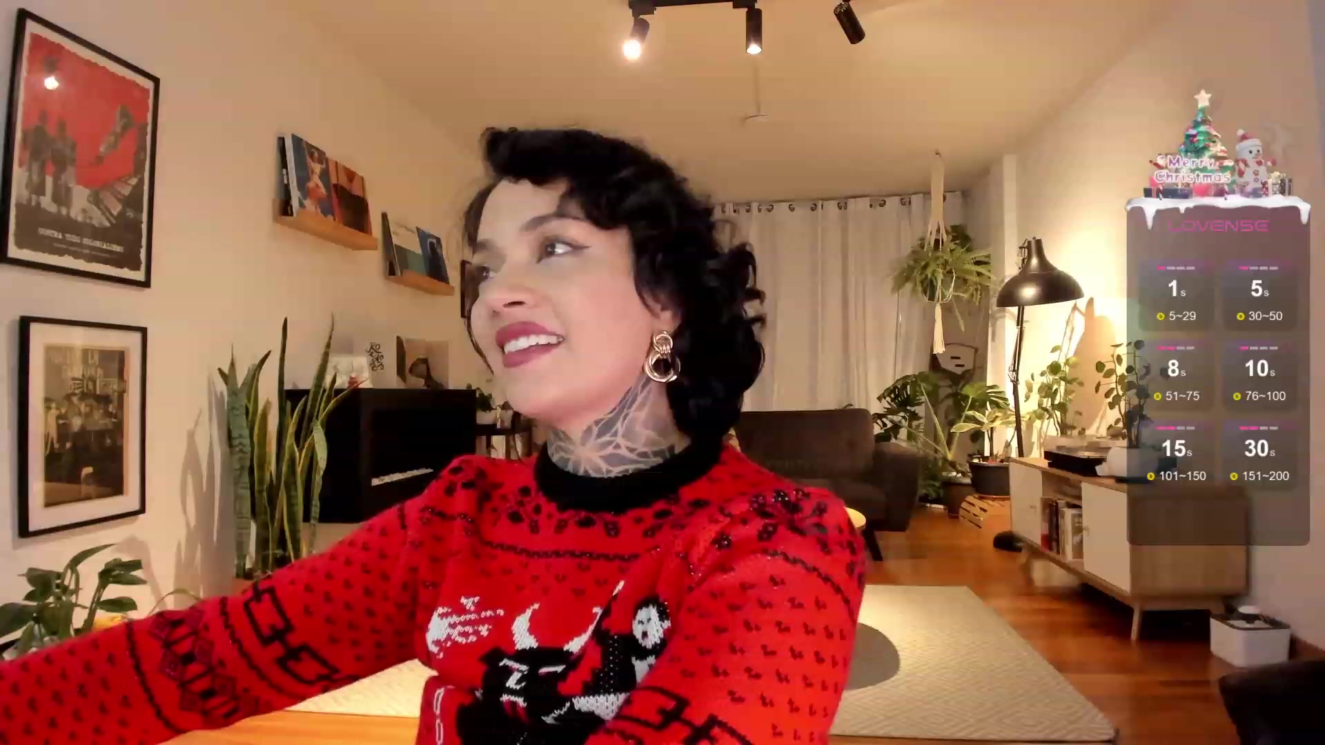 Gallery image thumbnail from Ysabeau's myfreecams stream on, 12/26/2023, 24:57 image 9 of 20